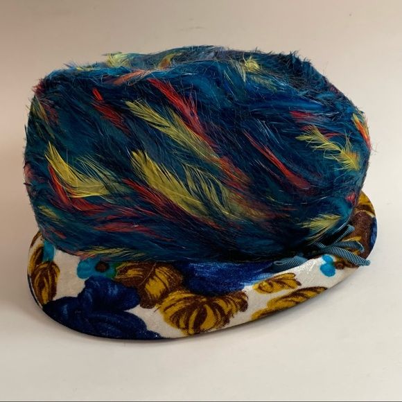 Vintage 60s Feather and Print Velvet Brimmed Hat - Image 10