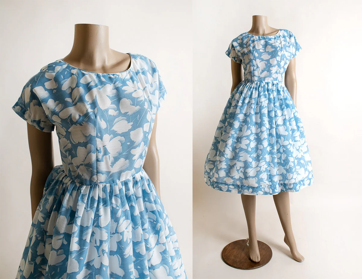 Vintage 60s Floral Dress Sky Blue and White Leaf Flower Print Cotton Sheer Day Dress Fit N Flare Small by Lora Lenox - Image 3
