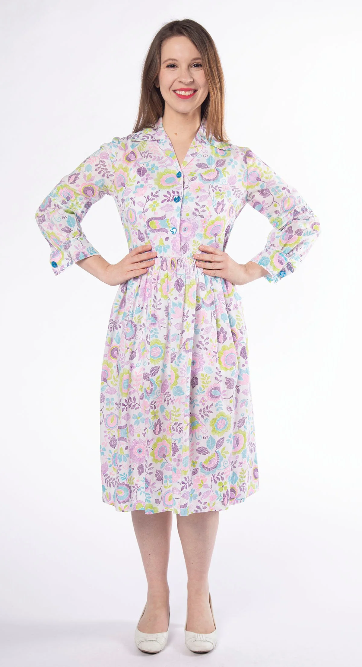 Vintage 60s Floral Dress - Spring Pastel Purple Blue Green Pink Sketch Flower Print Day Dress - Heart Embroidery - Shirtwaist - Small - Image 8