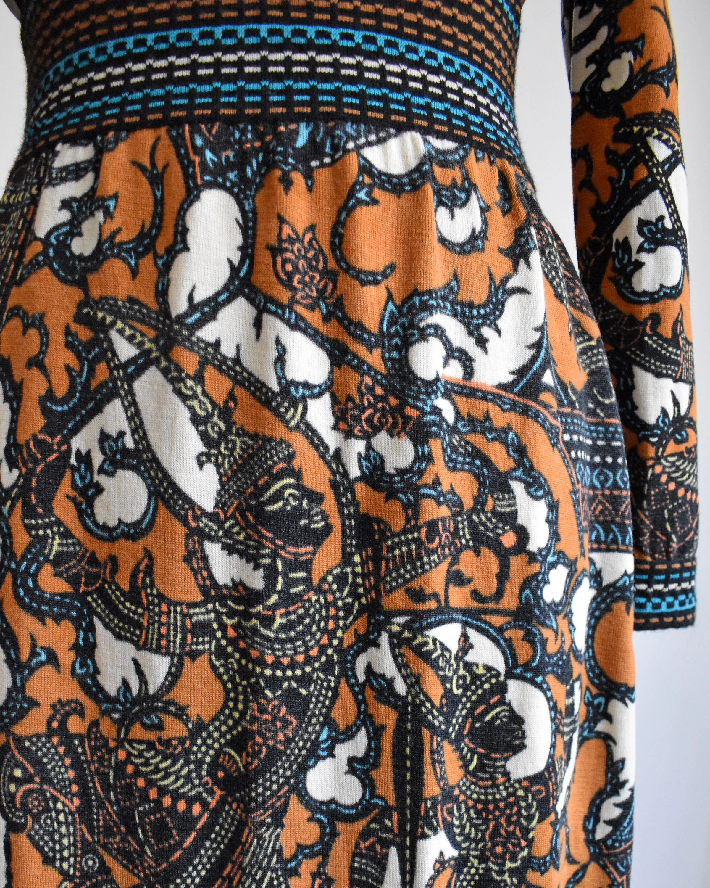 Vintage 60s Goldworm Dress 60s Merino Wool Dres, Southeast Asian Thailand Dancers 70s Dress, Small - Image 6