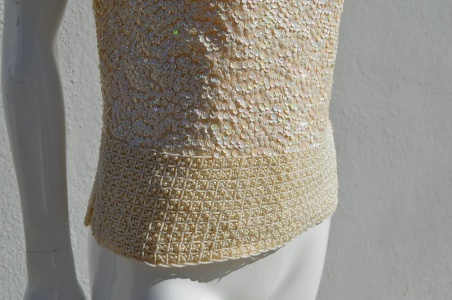 Vintage 60s Hand Embroidered Hong Kong Imperial Top Blouse All Sequins Pearls and Bead Fab Glam Mod Space Age Small - Image 4