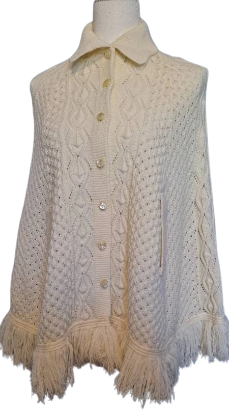 60s Vintage Off White Fringe Cable Knit Cape Poncho - Image 4