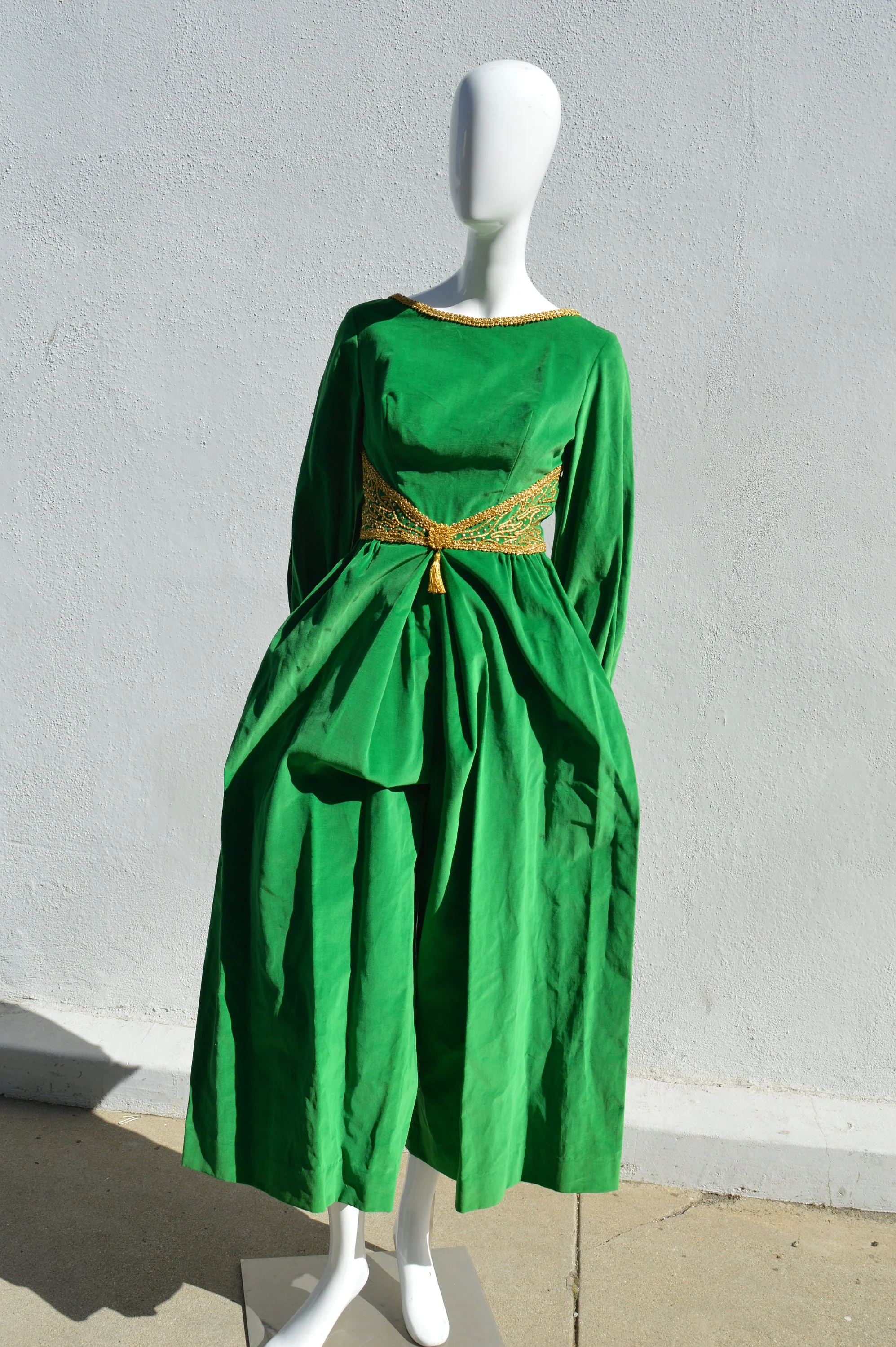 Vintage 60s Hostess Green I Dream of Jeannie Jumpsuit Size Small Maxi Velvety Gold Trim Mid Century Mod Wide Pleated Pants - Image 4