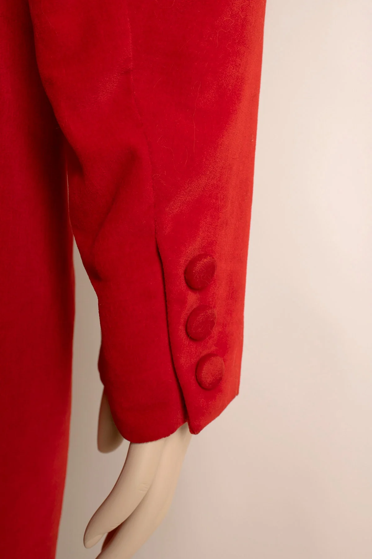 Vintage 60s Mens Red Velveteen Tuxedo Jacket Ballroom Dance Costume Swanky Lounge Medium Large - Image 4