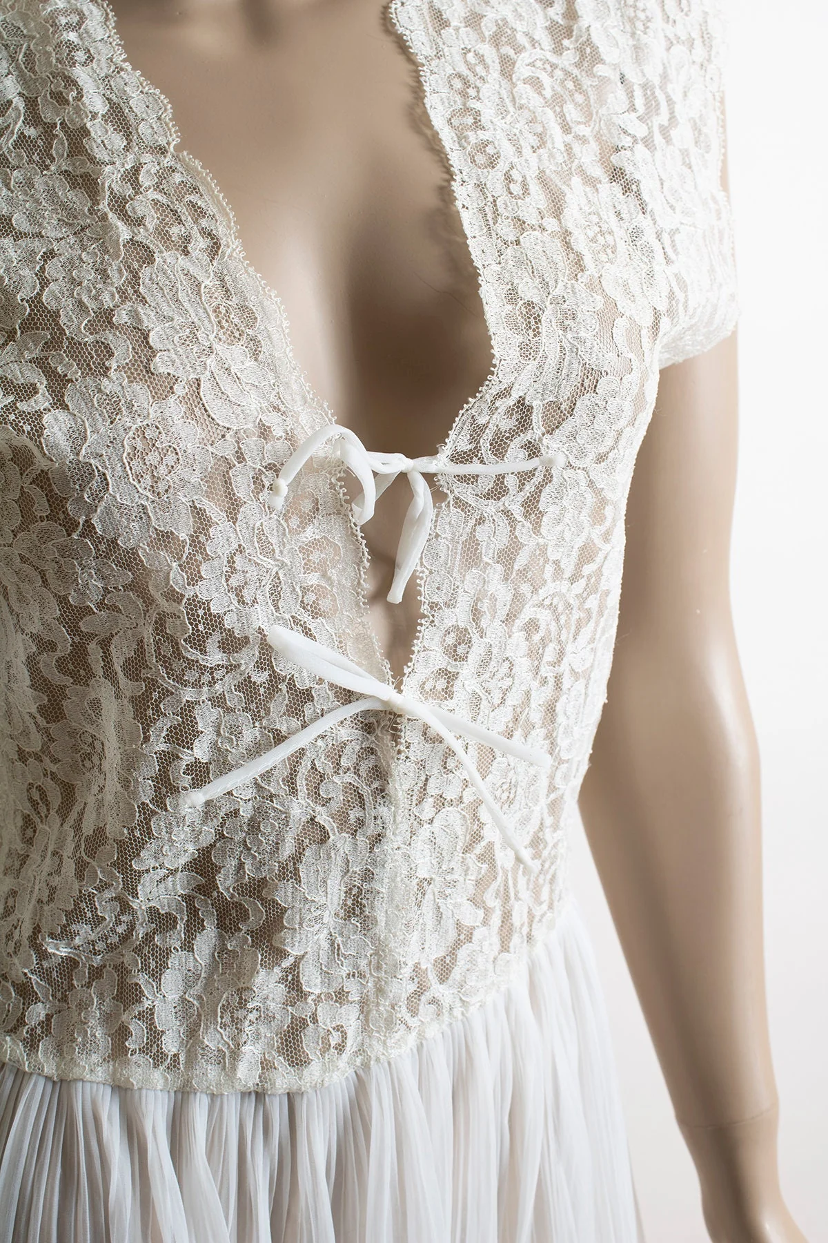 Vintage 60s Nightgown Slip Dress Sheer White Nylon Pleated Skirt Floral Lace Bodice Nightie Small Medium by Michelene - Image 8