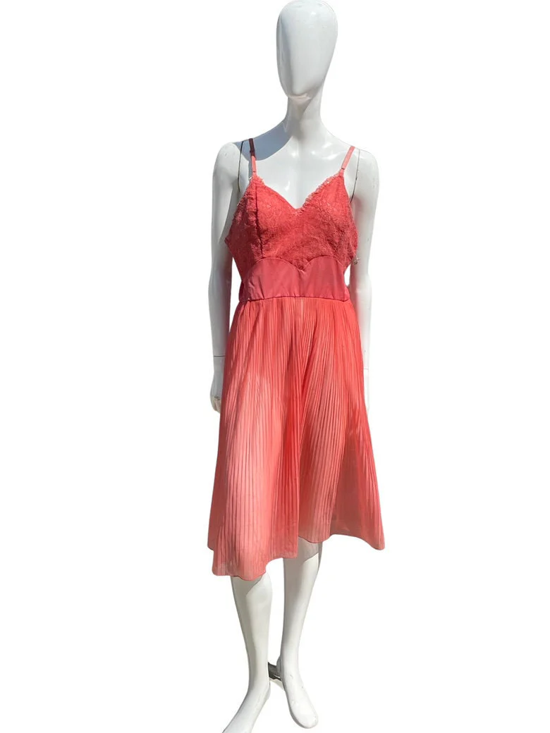 Vintage 60s Slip Dress Seamprufe Nylon Size Average 38 Lace Top Pleated Skirt Vintage Lingerie - Image 5