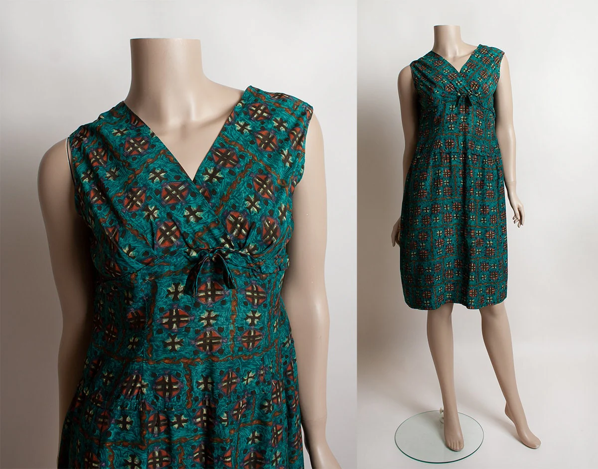 Vintage 60s Teal Green Cross Hatch Tic Tac Toe Print Wiggle Dress - Image 3