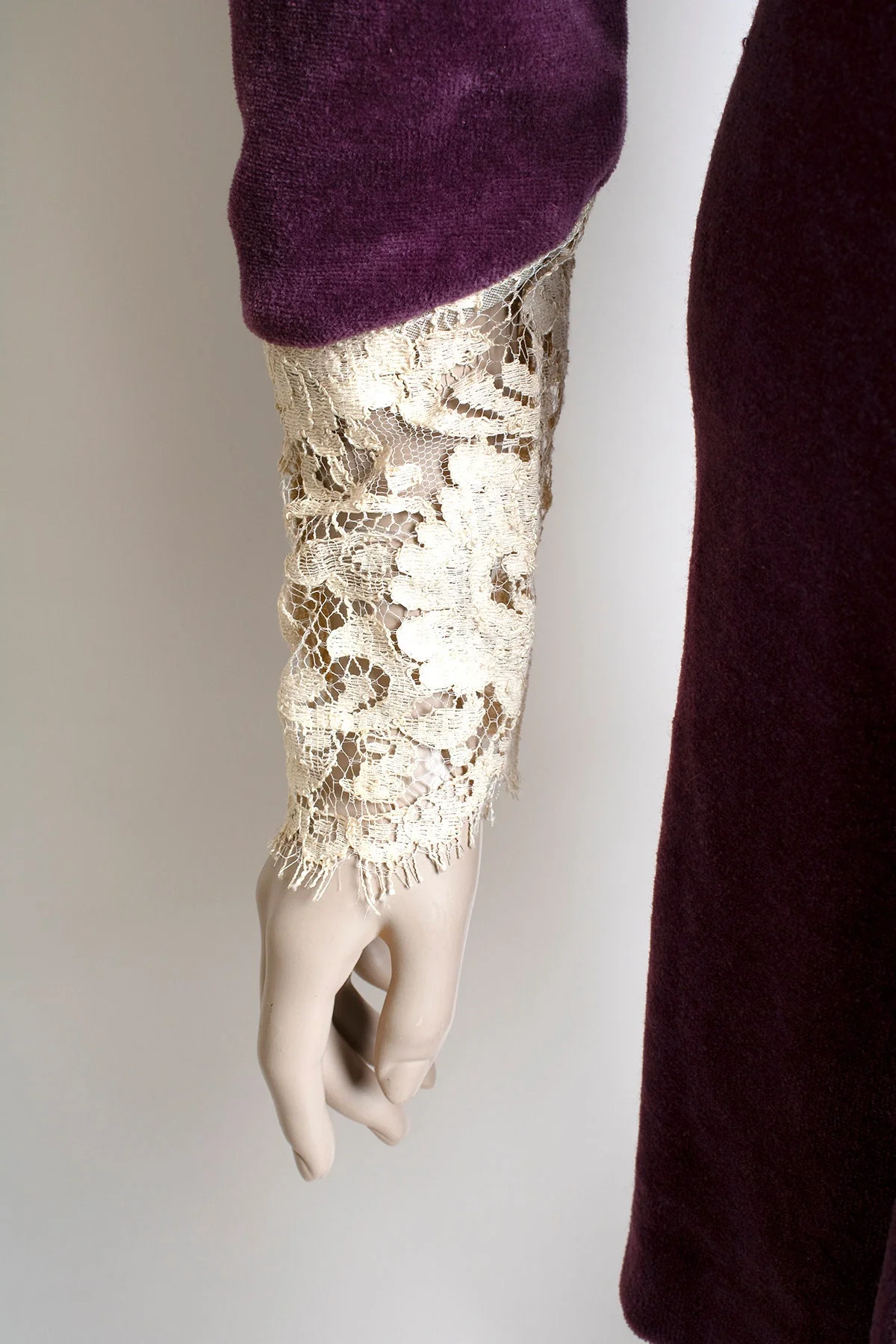 Vintage 60s Velvet Dress Cream Lace Yoke and Cuffs Puff Shoulders Arpeja Mini Small by Young Innocent - Image 6