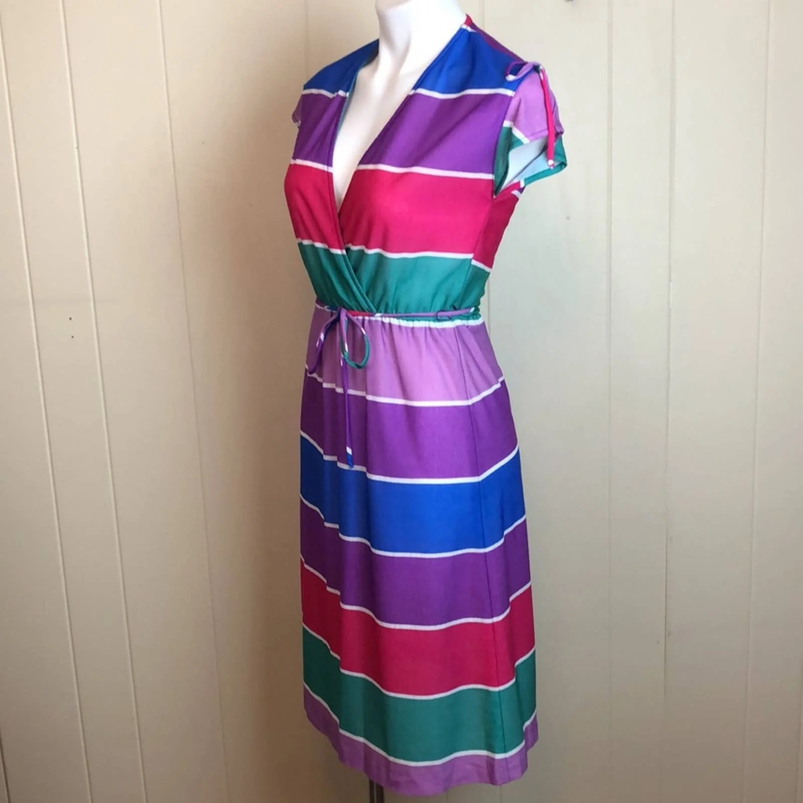 Vintage 70s 80s Bold Striped Casual Disco Dress - Image 4