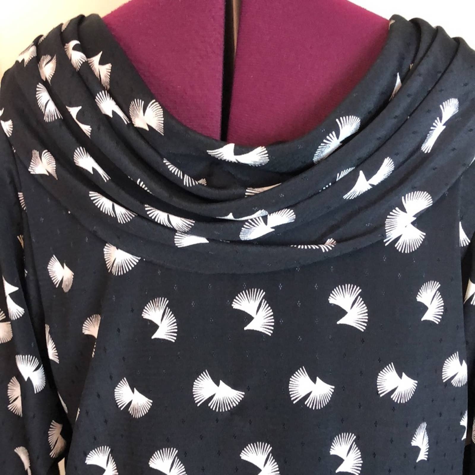 Vintage 70s 80s Graphic Fan Shift Dress by Damon Boutique - Image 5