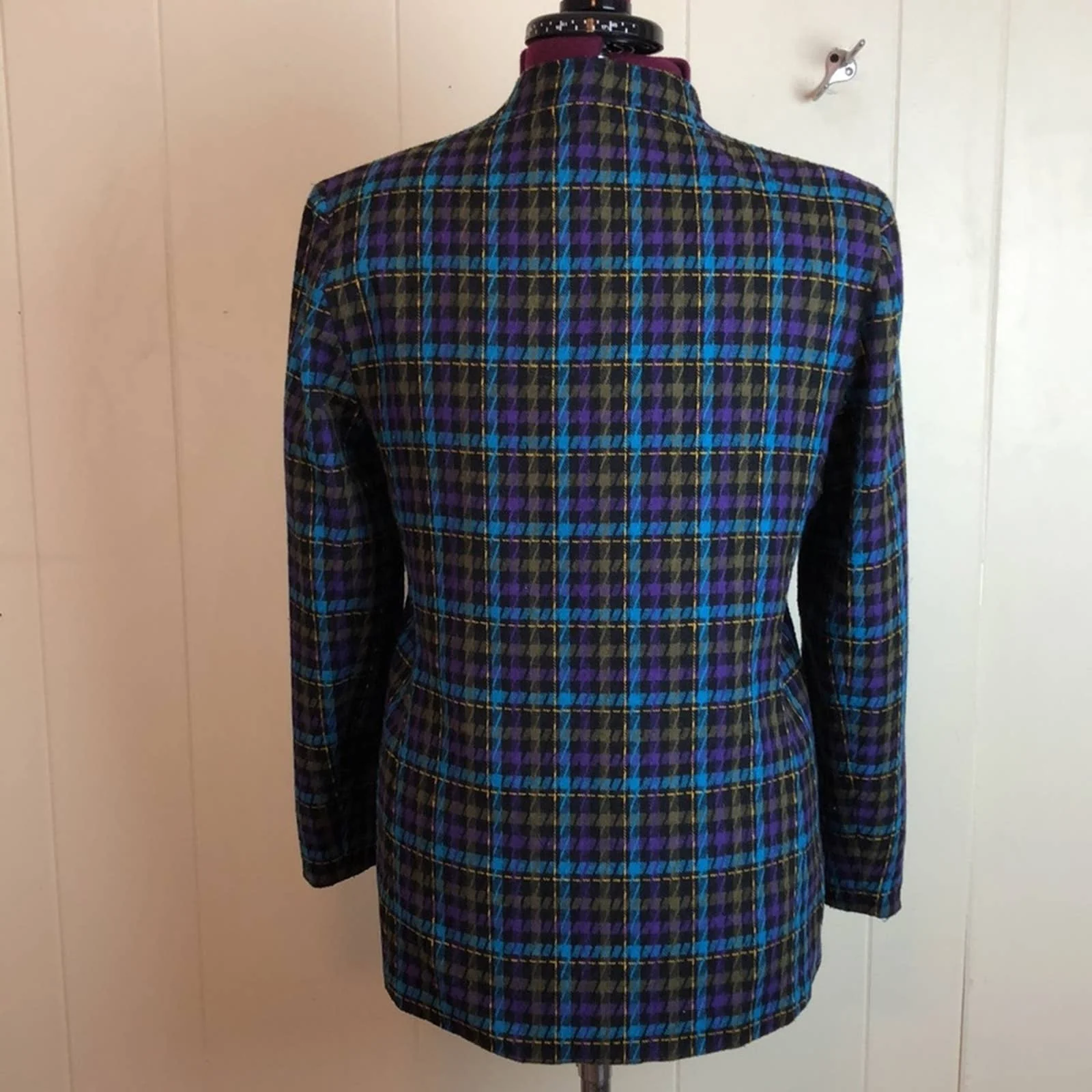 Vintage 70s 80s Jewel Tone Plaid Wool Blazer 14 Classic Fairy Preppy Suit Jacket by Tan Jay - Image 4