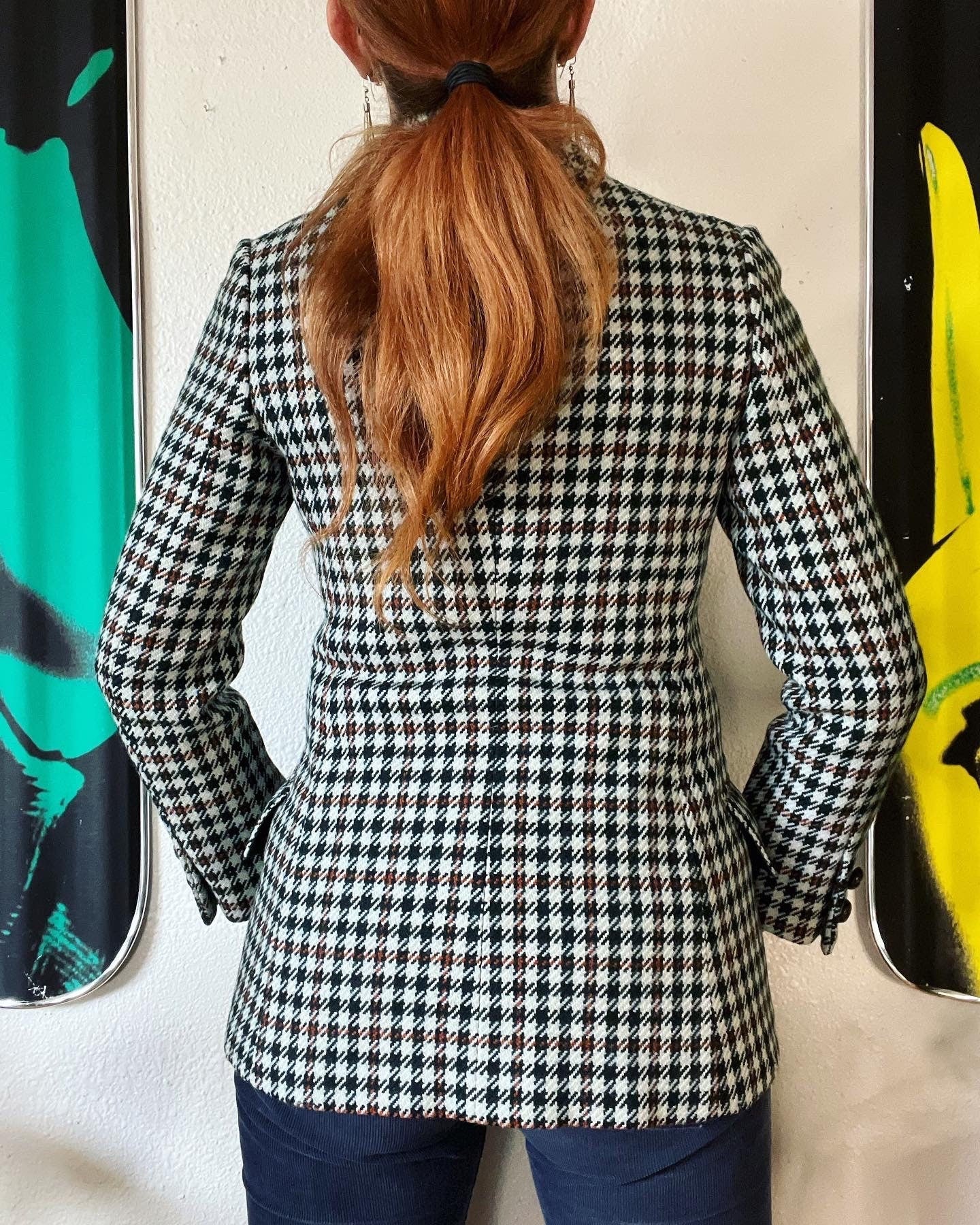 Vintage 70s Anne Klein Dark Forest Green and Ginger Orange Bold Houndstooth Wool Blazer by Anne Klein - Image 2