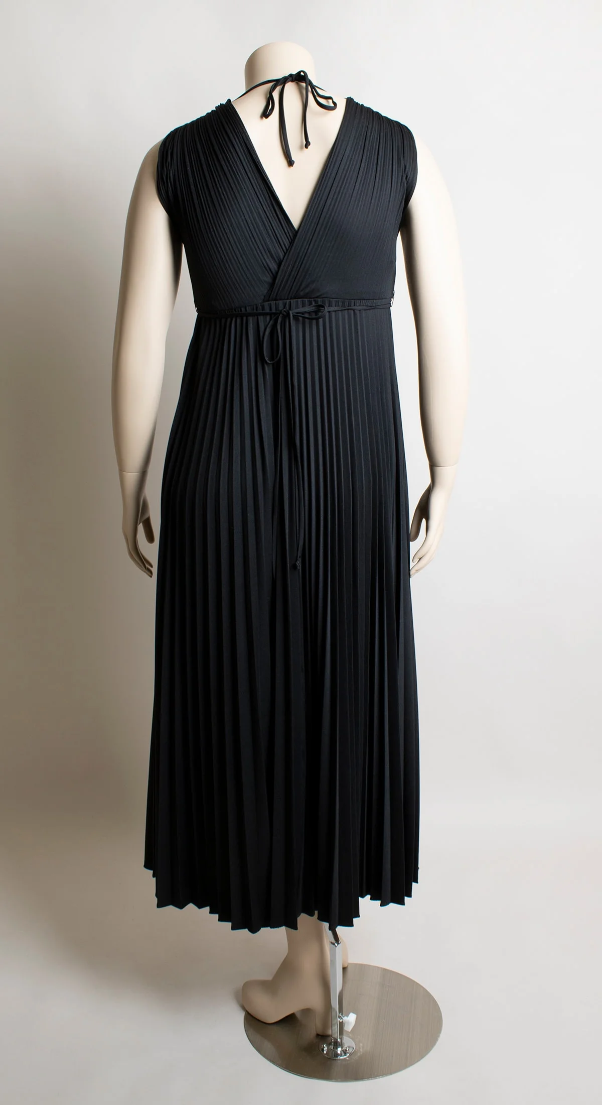 Vintage 70s Black Maxi Dress Goddess Pleated Floor Length Skirt Gothic Peek a Boo Waist Large by Jody of California - Image 2