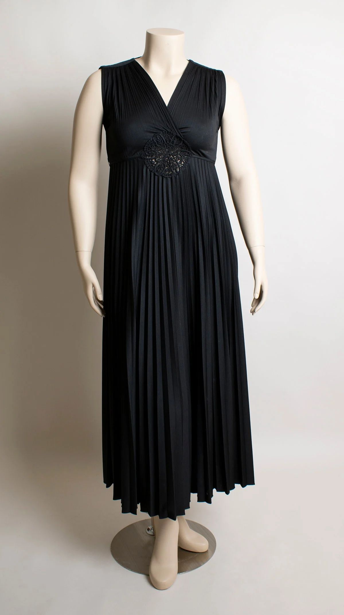 Vintage 70s Black Maxi Dress Goddess Pleated Floor Length Skirt Gothic Peek a Boo Waist Large by Jody of California - Image 3