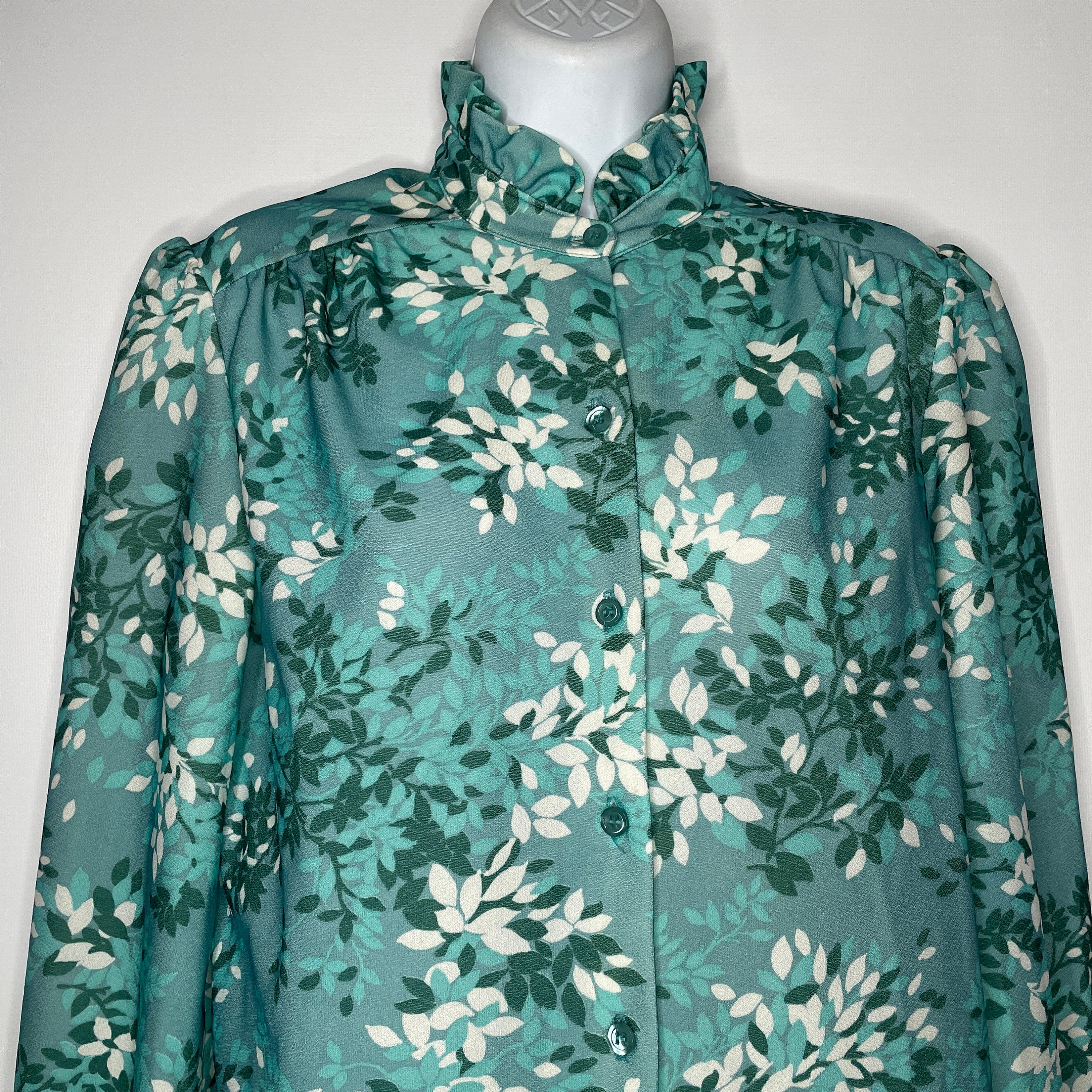 Vintage 70s Blue White Leaf Ruffle Collar Secretary Blouse Size M by Cricket Lane - Image 2
