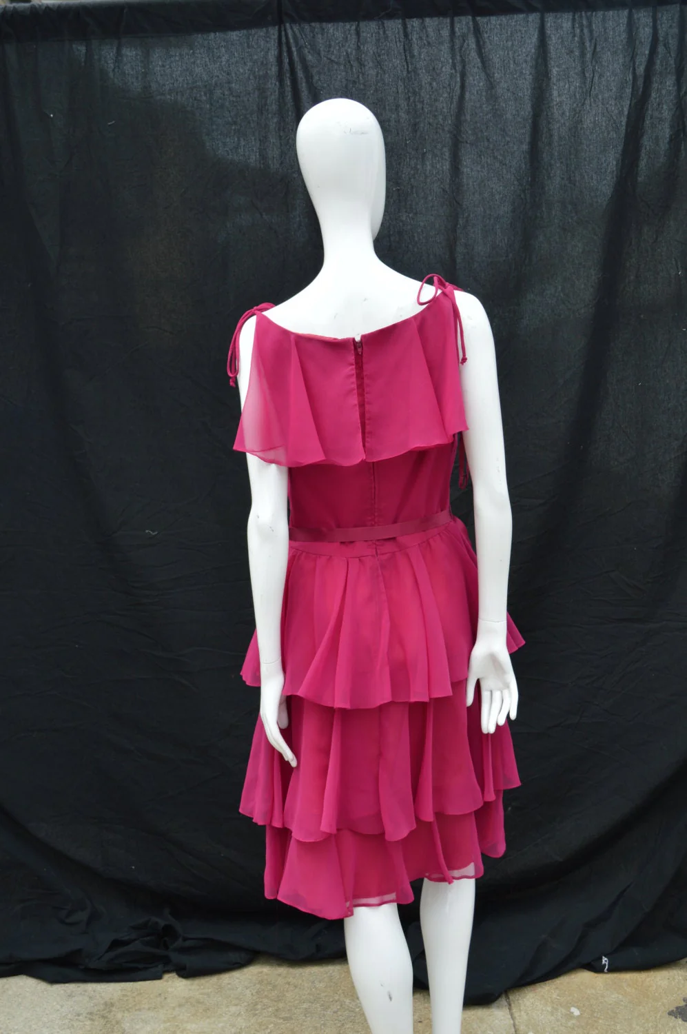 Vintage 70s Bonwit Teller Dress Layered Tiered Ruffle Dress Cocktail Party Dress Polyester Sexy Romantic Dress Size 8 The by Bonwit Teller - Image 2