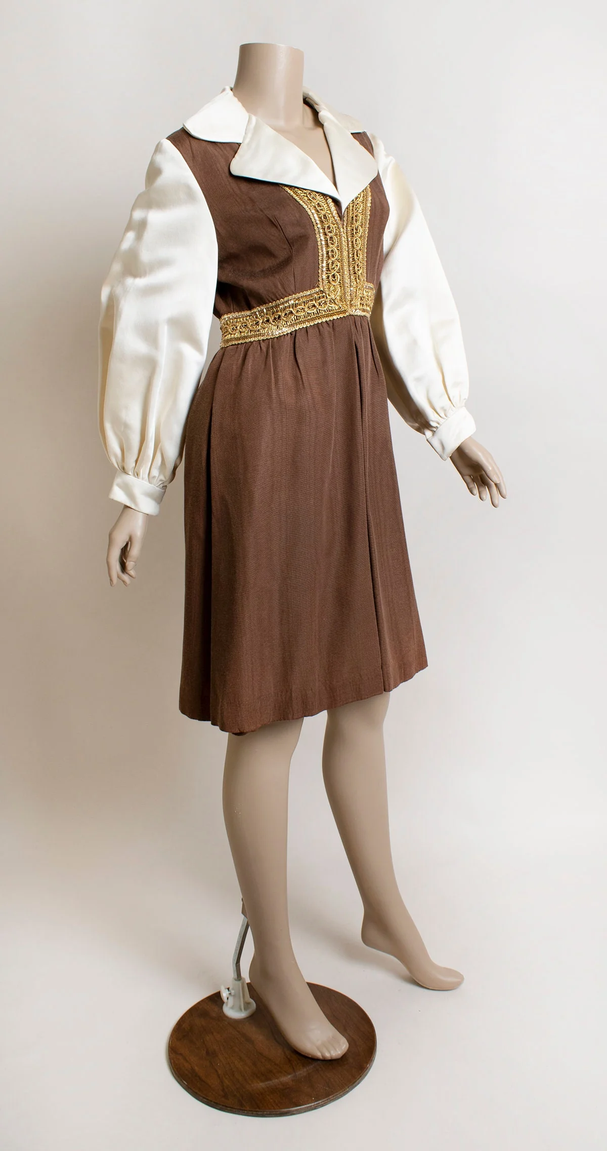 Vintage 70s Boutique Dress - White Satin Sleeves and Gold Trims - Prairie Style Dolly Dress - Designer - Small by Oscar De La Renta - Image 4
