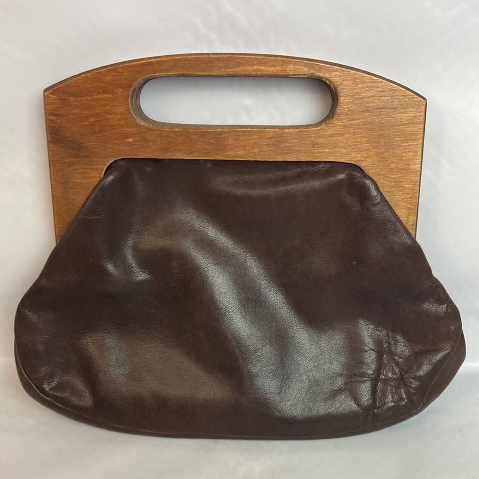 Vintage 70s Brown Leather Handbag Wood Handled Purse - Image 4