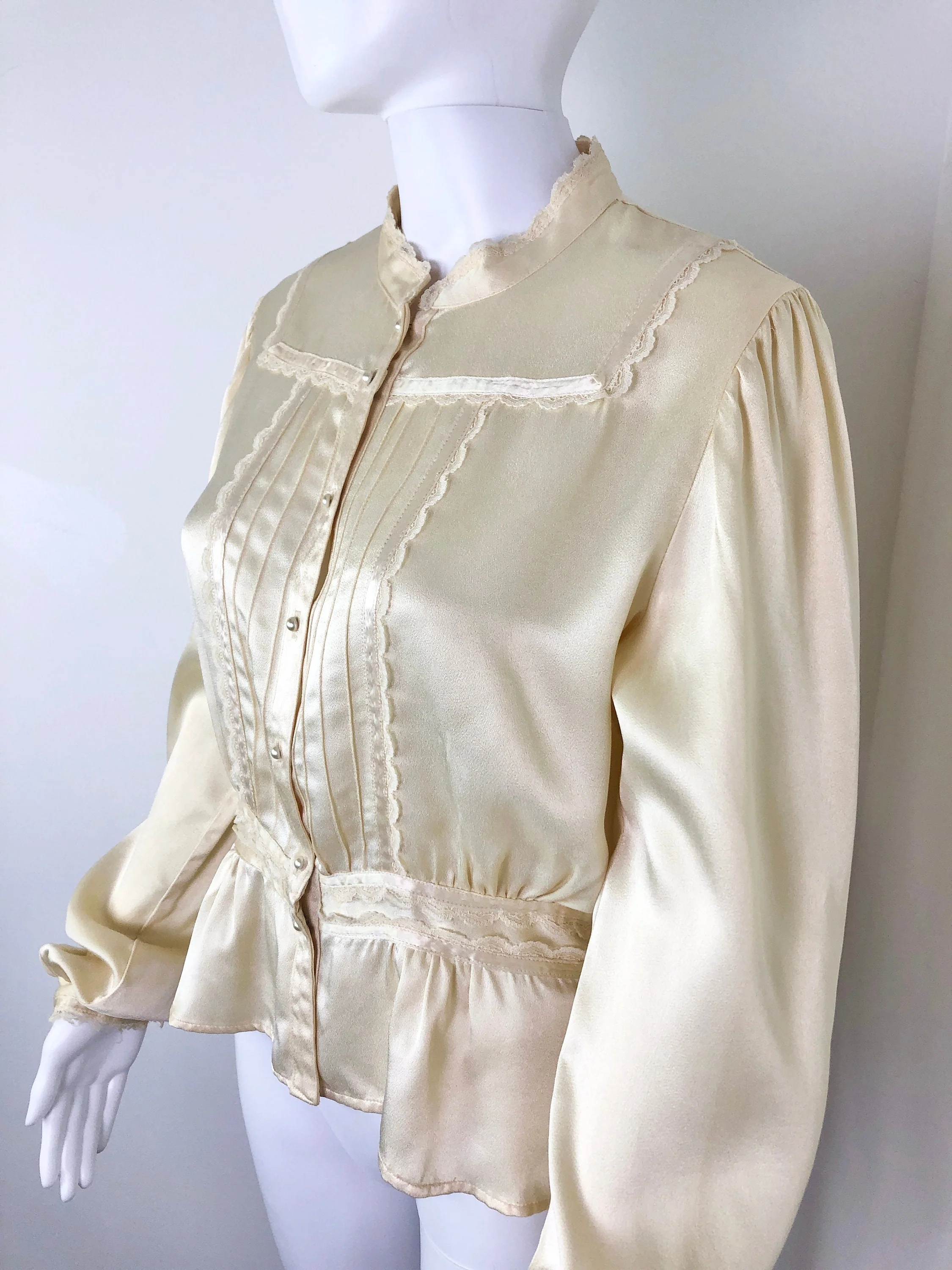Vintage 70s Champagne Victorian Inspired Peplum Blouse by Jessica’s Gunnies - Image 2