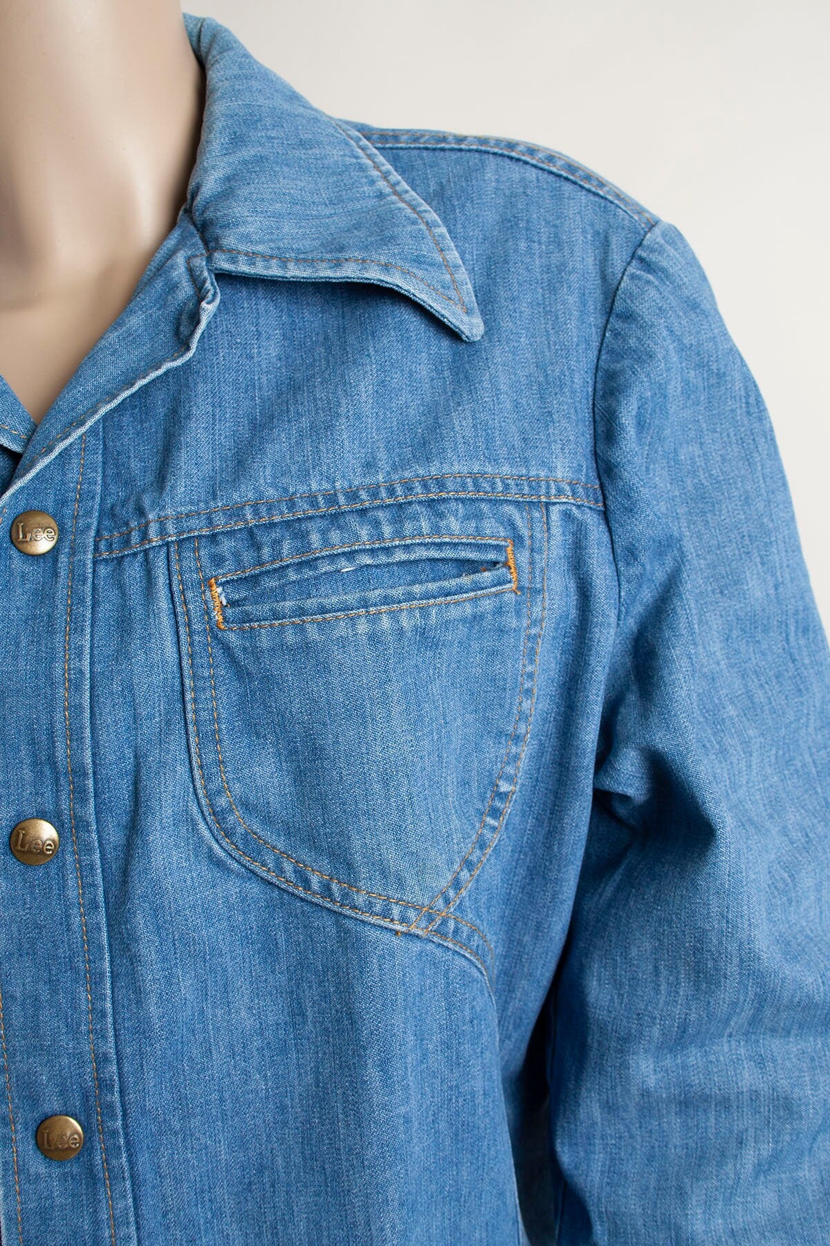Vintage 70s Denim Jacket Et Medium Blue Jean Jacket Mens Unisex Snap Button Front Medium Large by Lee - Image 4