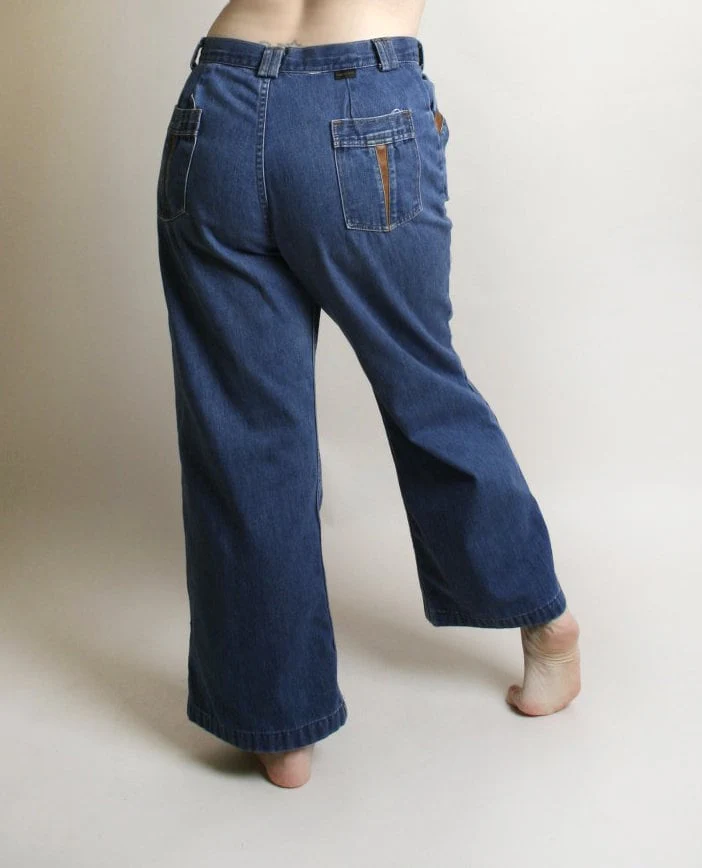 Vintage 70s Denim Jeans Wide Leg High Rise Dark Blue Jeans Suede Pockets Large 32 Waist - Image 2