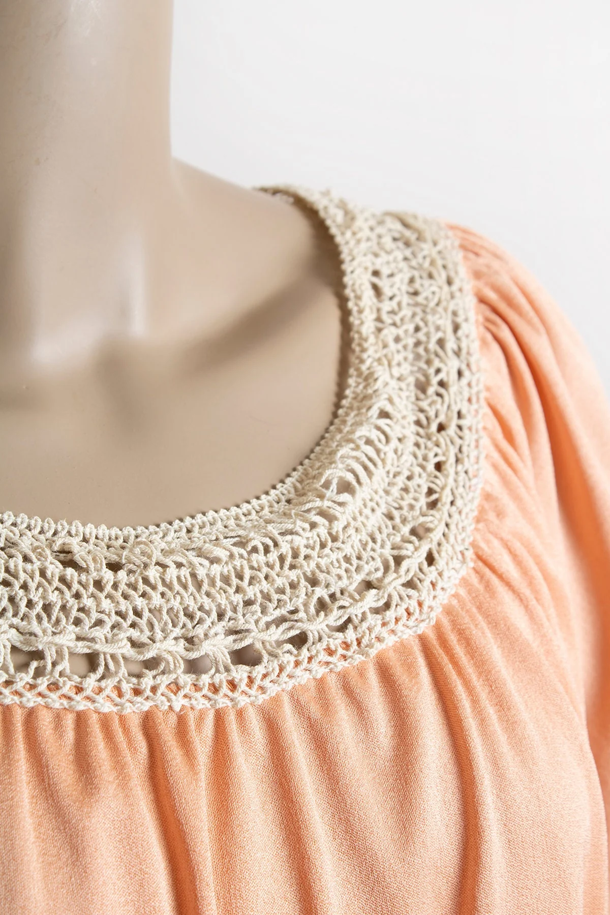 Vintage 70s Disco Dress Peach Slinky Long Sleeve Crochet Neckline Fluttery Disco Dancing Dress Goddess Medium by Jody of California - Image 7