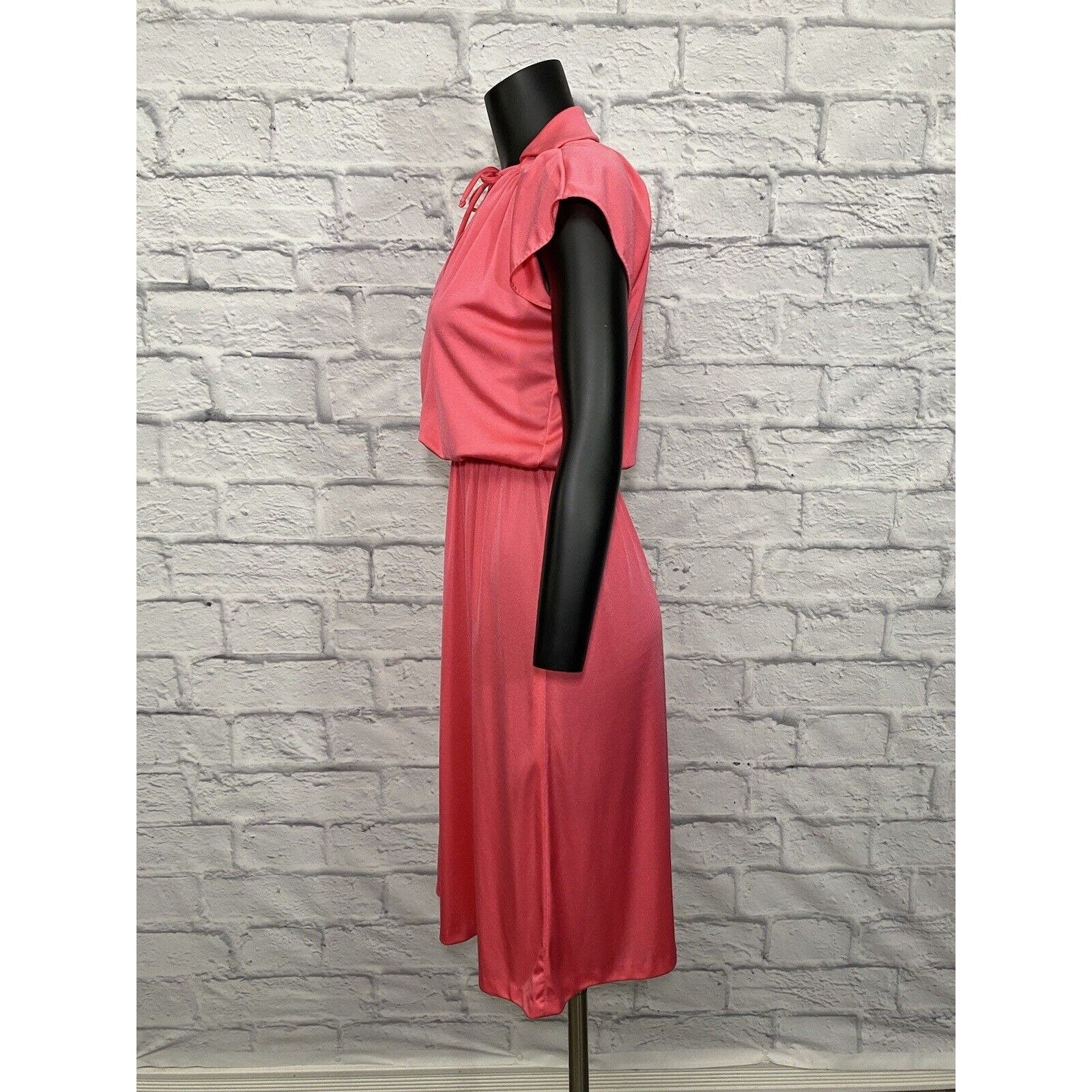 Vintage 70s Disco Nylon Dress Midi Flutter Blouson M Collared Tie Neck - Image 4