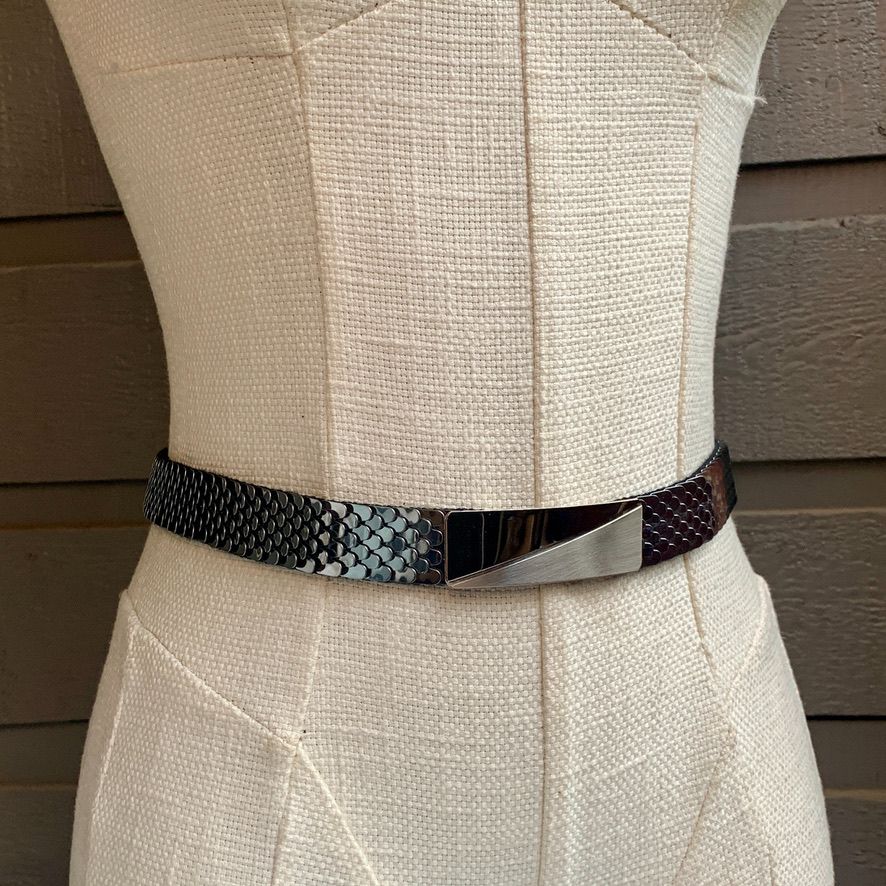Vintage 70s Disco Women's Silver Black Stretchy Scallop Scales Sequin Belt - Image 3