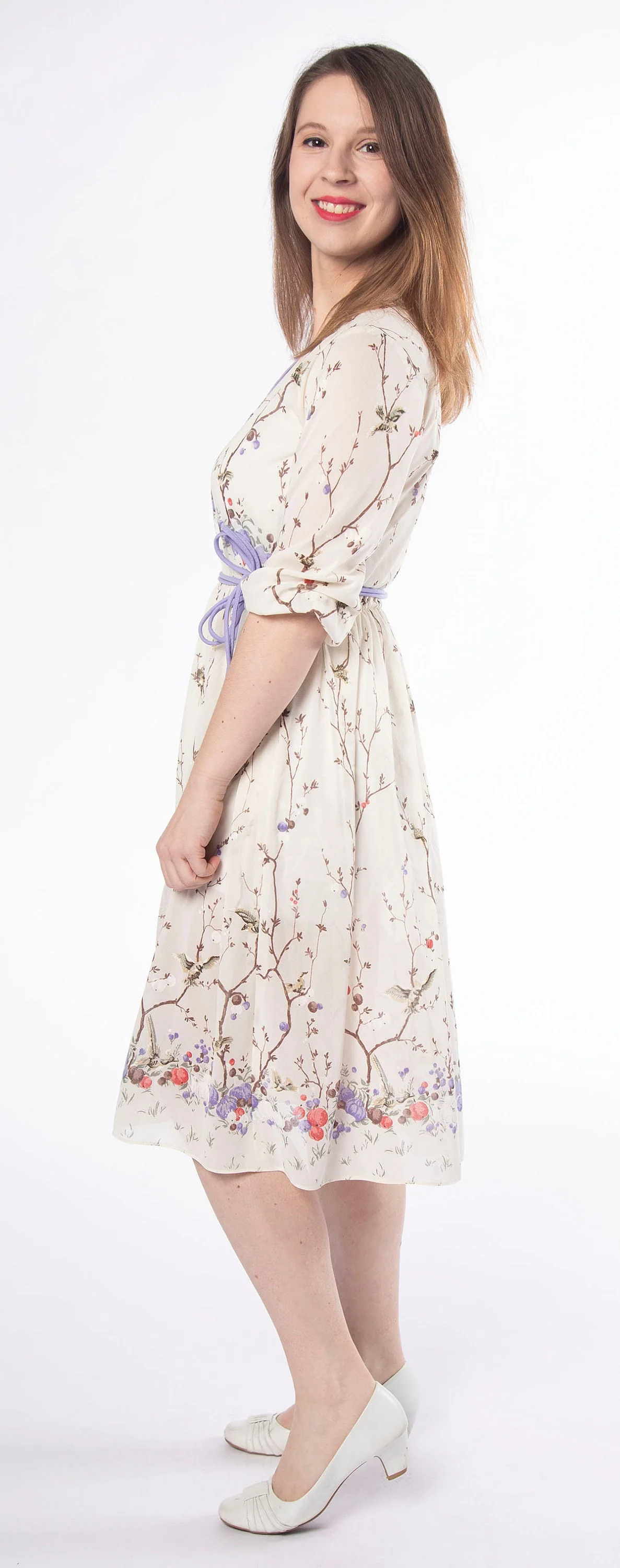 Vintage 70s Floral Dress - Sheer Ivory White and Lavender Flower Berries and Bird Print Day Dress - Spring - Small - Image 8