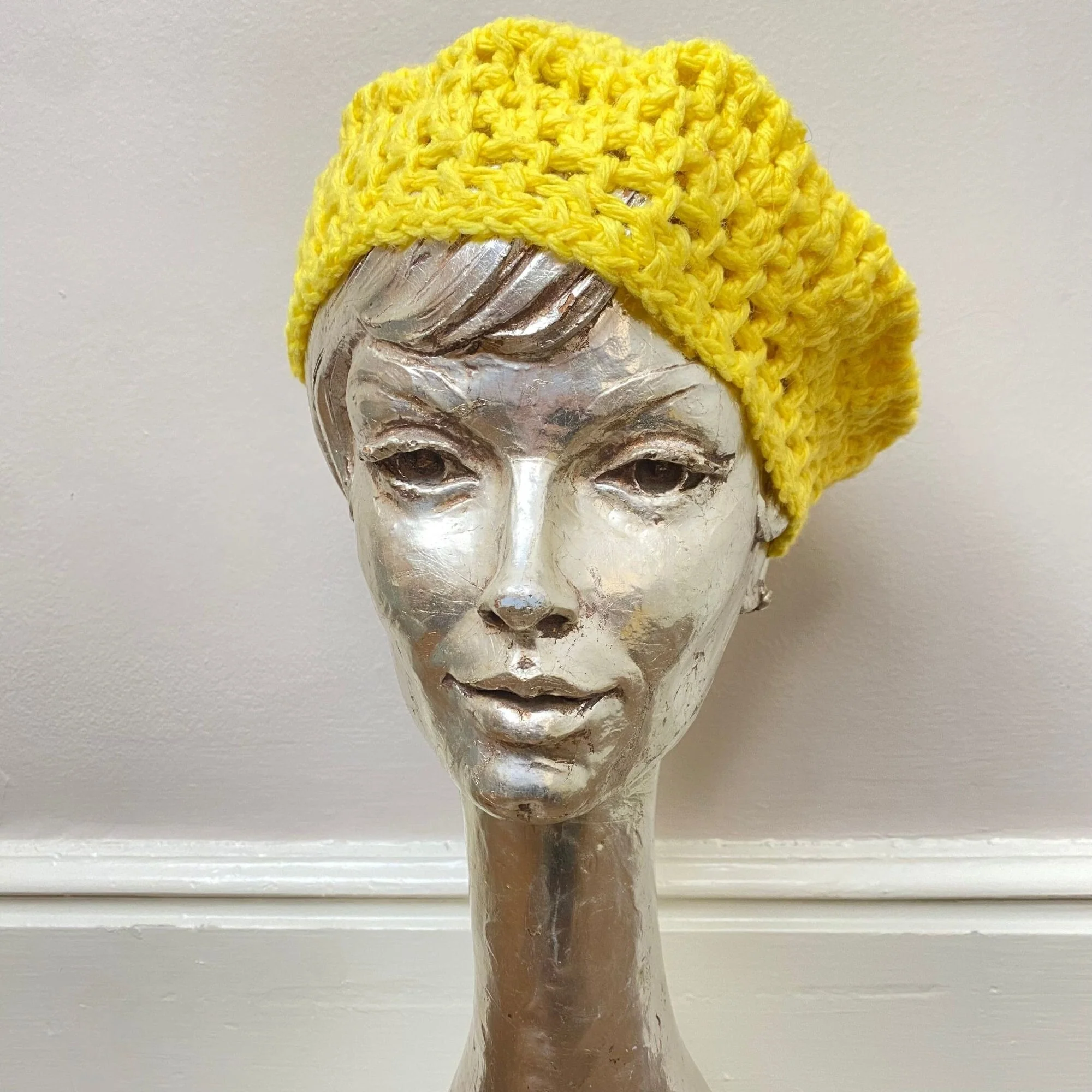Vintage 70s Knit Beret with Pom-Pom Handmade Yellow Hat - Image 2
