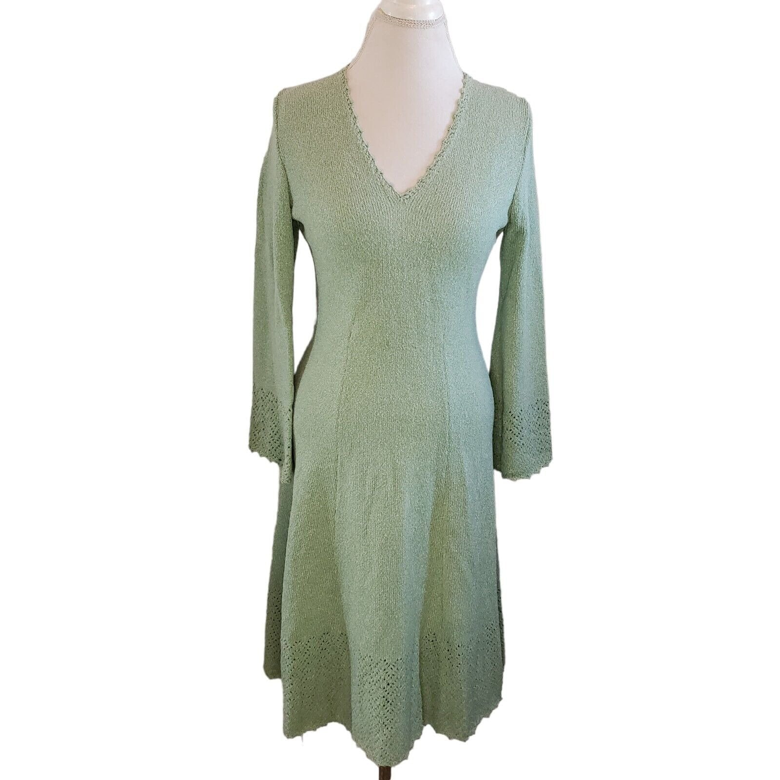 Vintage 70s Knit Green Longsleeve Sweater Dress Midi Flare Sleeve Fit N Flare Size Medium - Image 3
