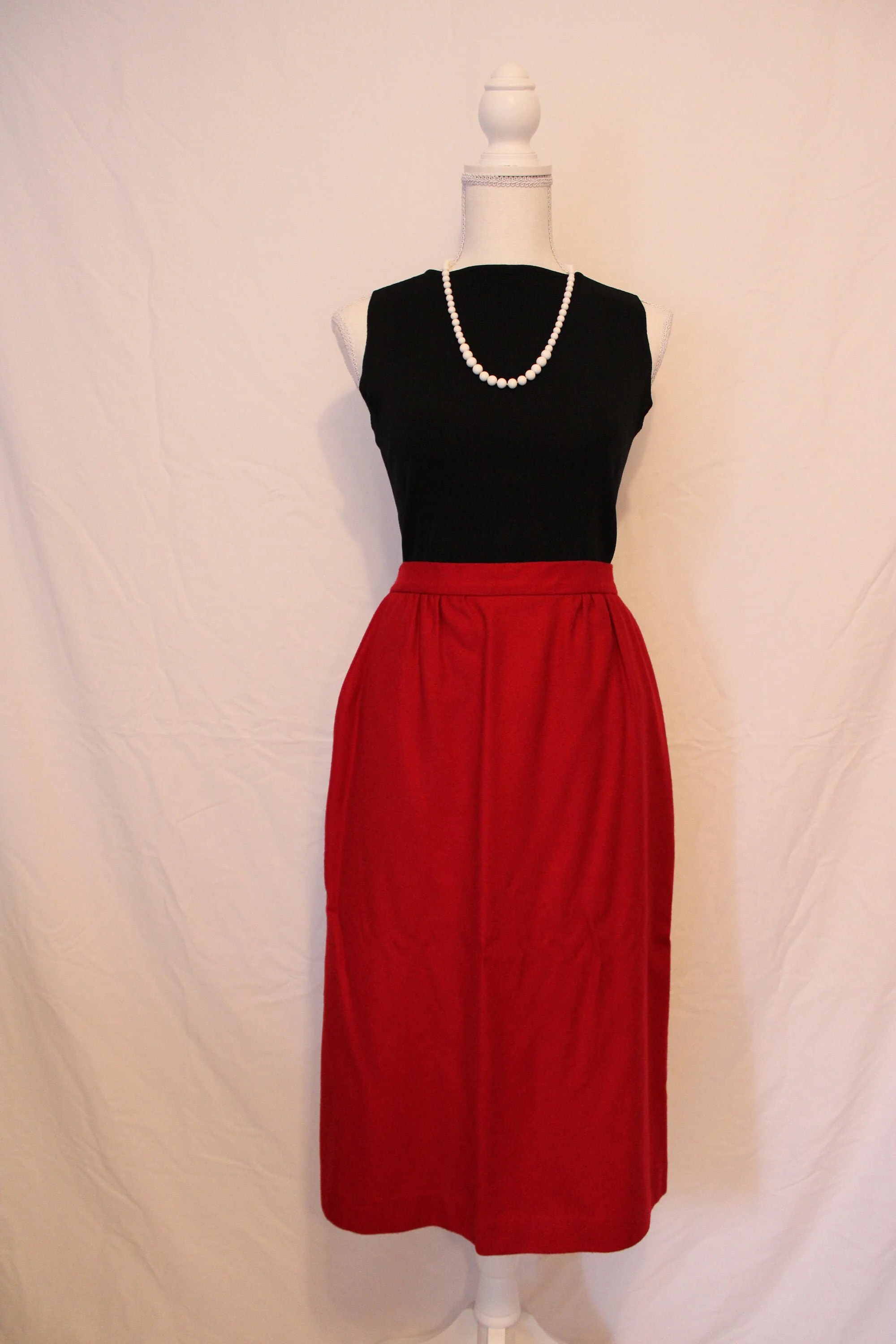 70s Vintage Red High Waist Wool Skirt By Koret - Image 4
