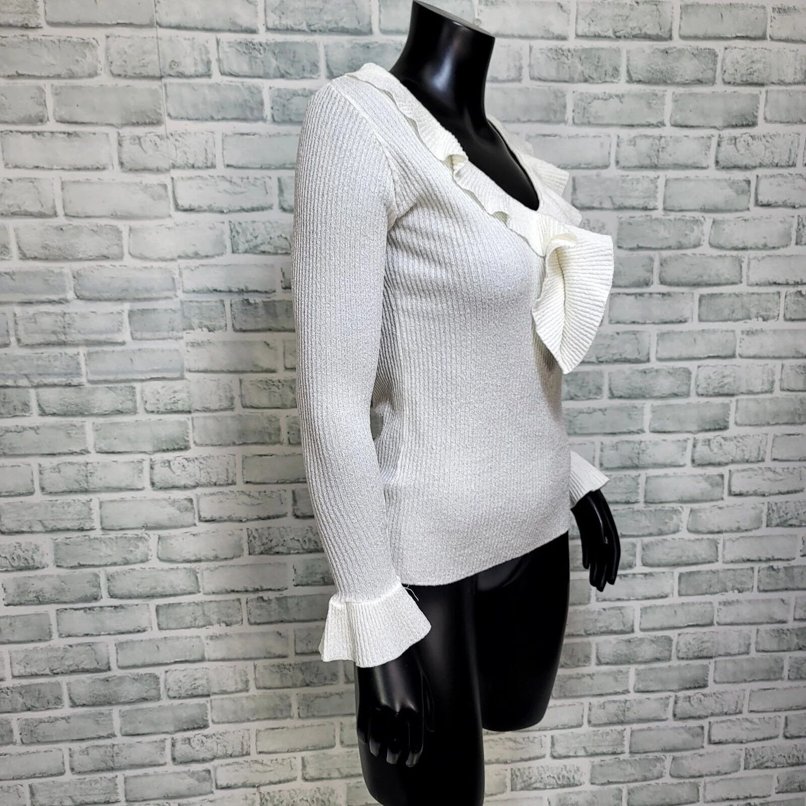 70s Off White Ribbed Flutter V-neck Knit Top By Marbella Knits California - Image 5