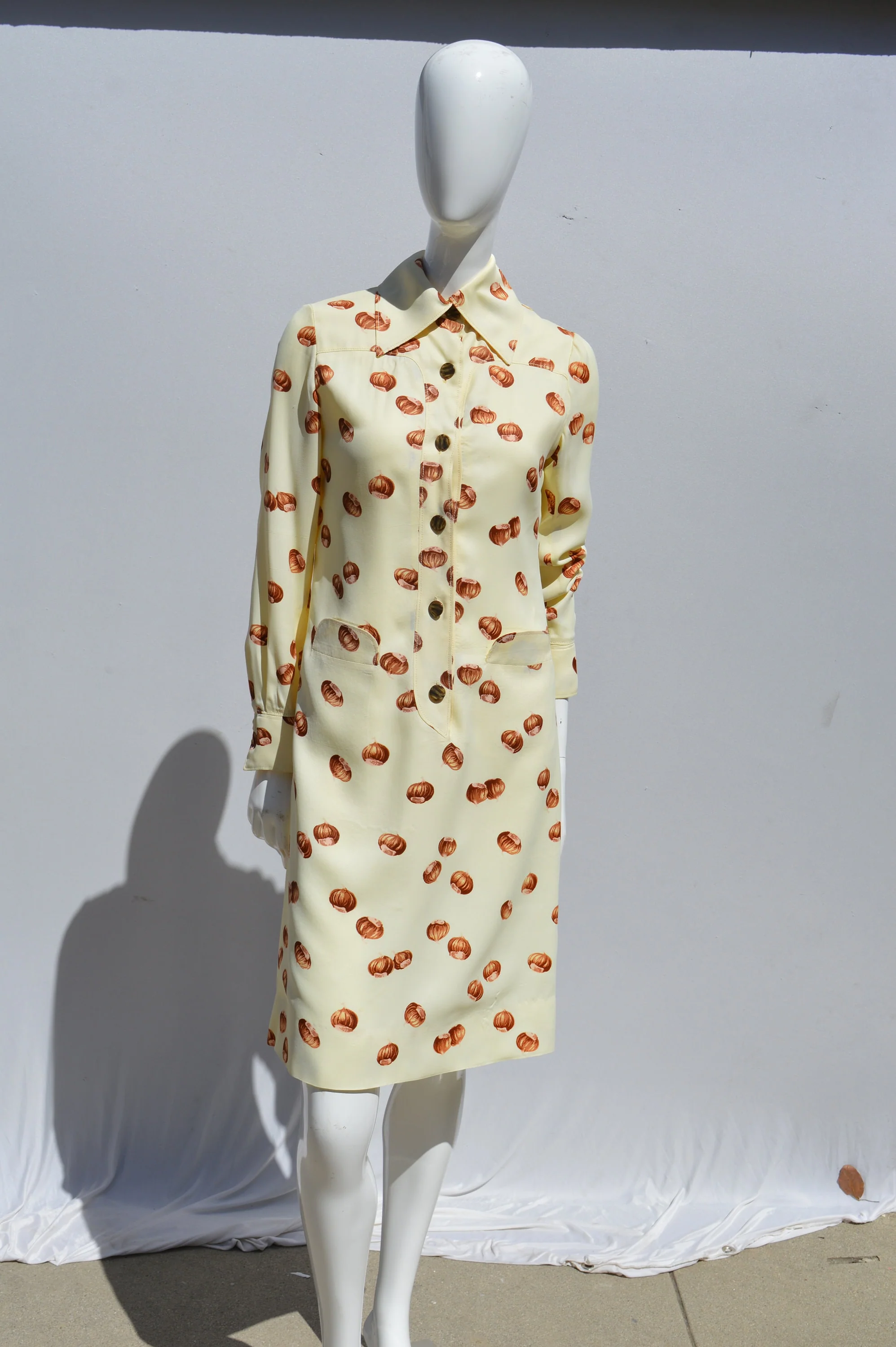 Vintage 70s Novelty Pint Cocktail Dress Size M Shirtdress One of The Kind Print Mid Century Americana by Chestnuts - Image 7