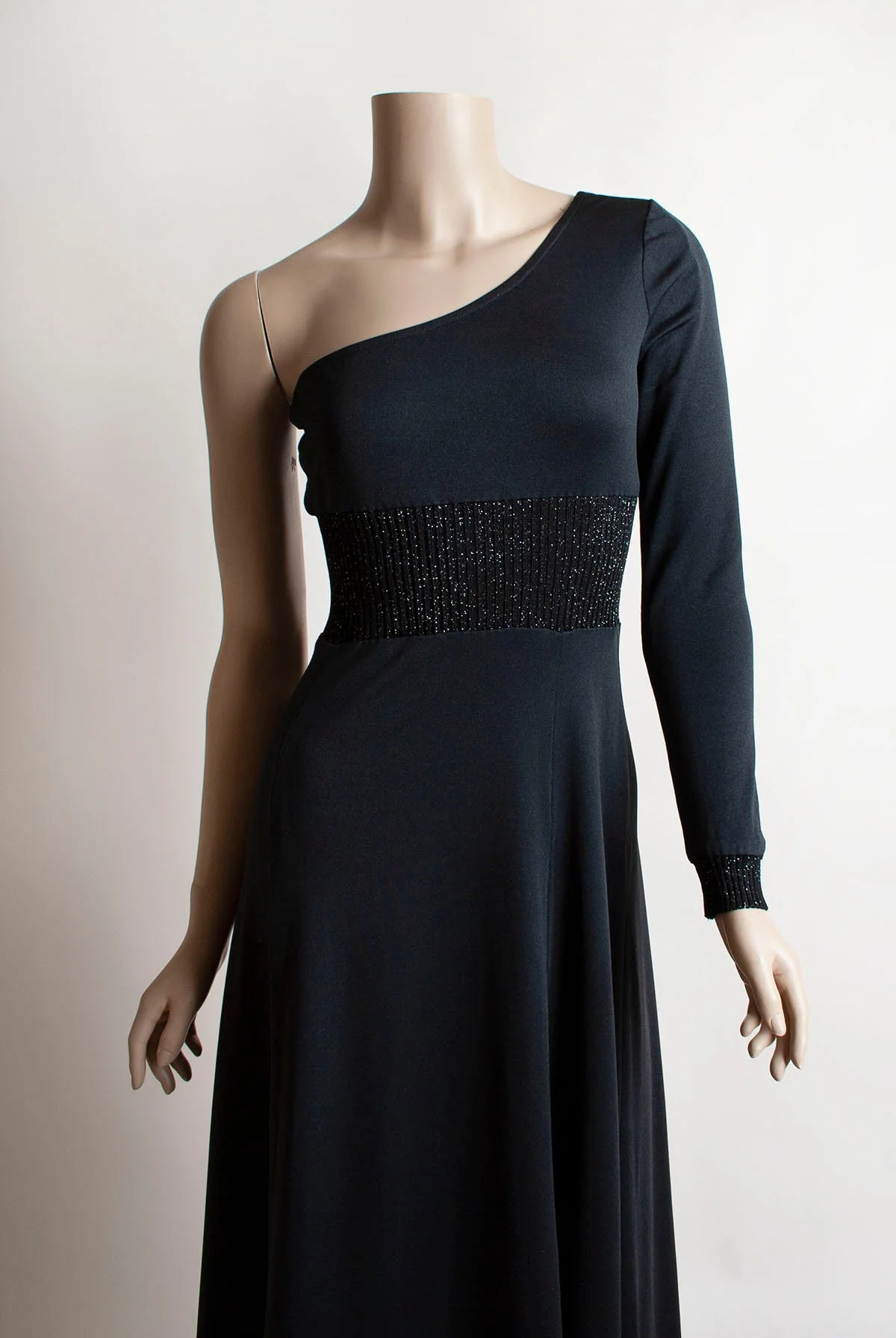 Vintage 70s One Shoulder Maxi Dress Disco Sparkly Ribbed Black Nylon Floor Length Gown Asymmetrical Arm Small - Image 6