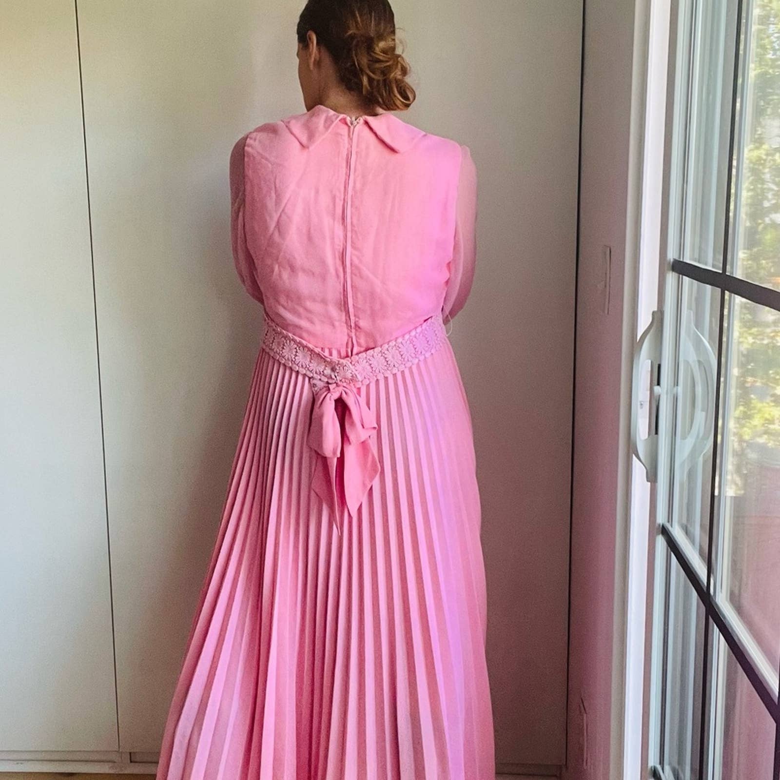 Vintage 70s Pink Formal Chiffon Pleated Full Length Gown Barbie Pink Prom - Image 12