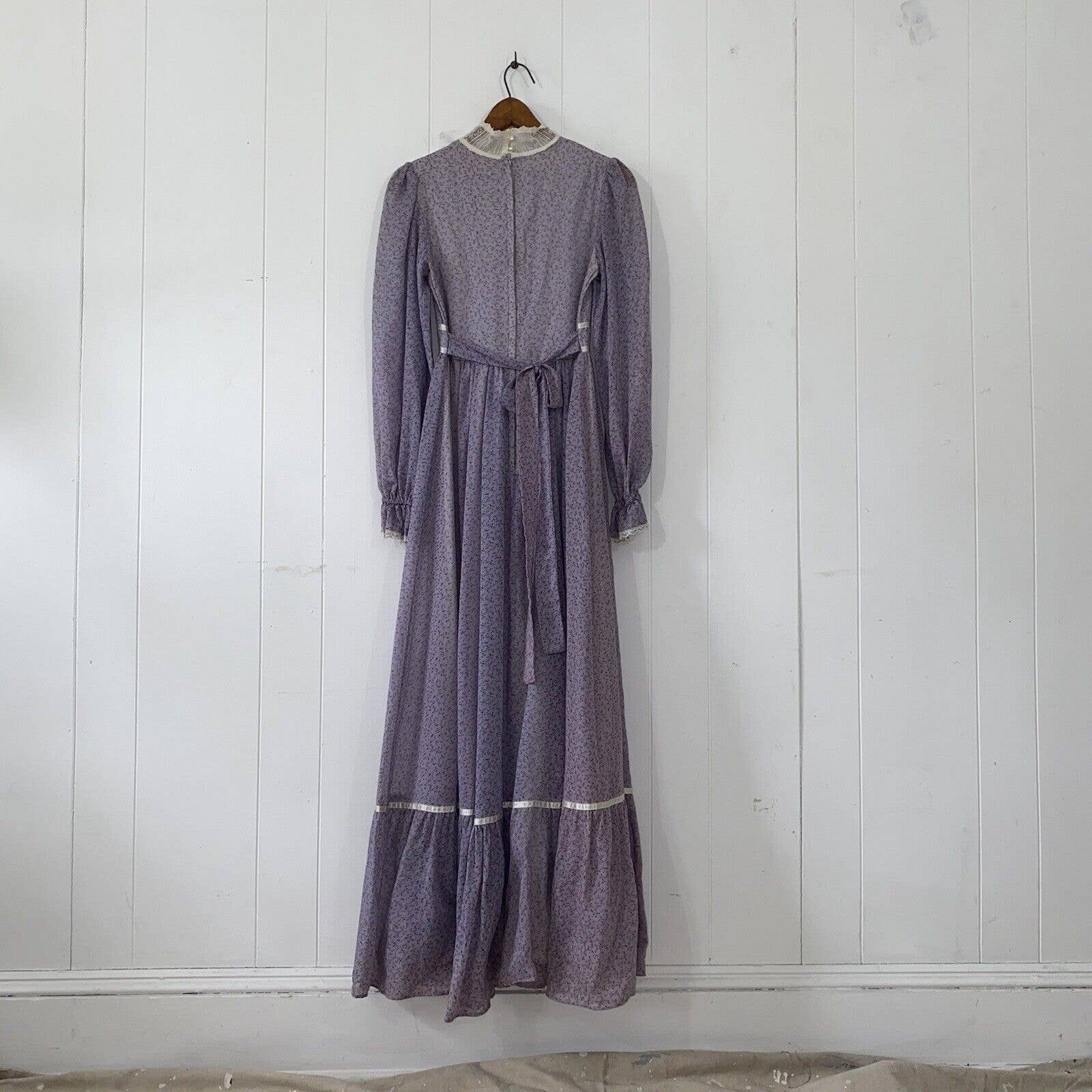 Vintage 70s Purple Ditsy Floral Maxi Dress Prairie Cottage Victorian by Gunne Sax - Image 2