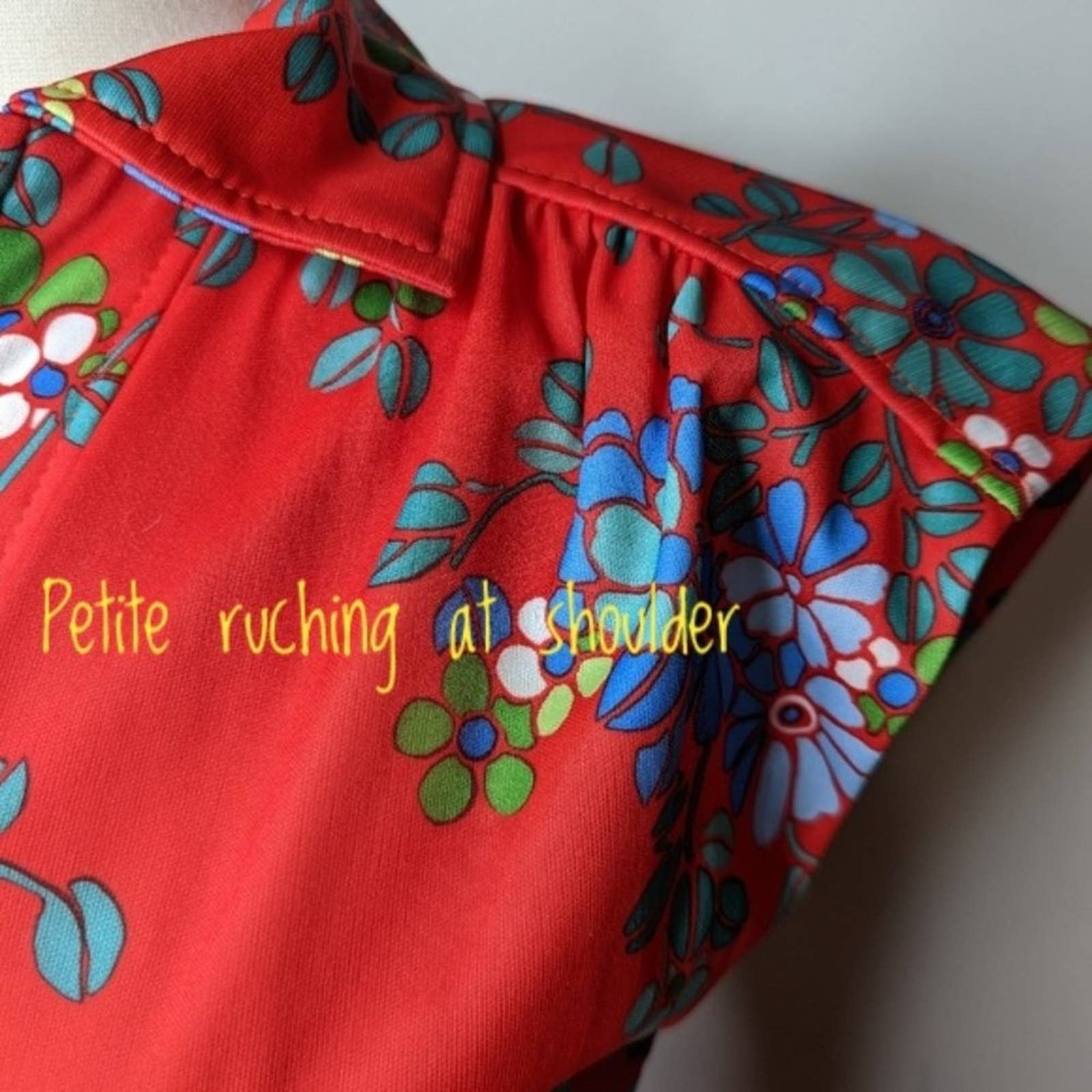Vintage 70s Red Floral Cap Sleeve Tie Back Maxi Dress - Image 5
