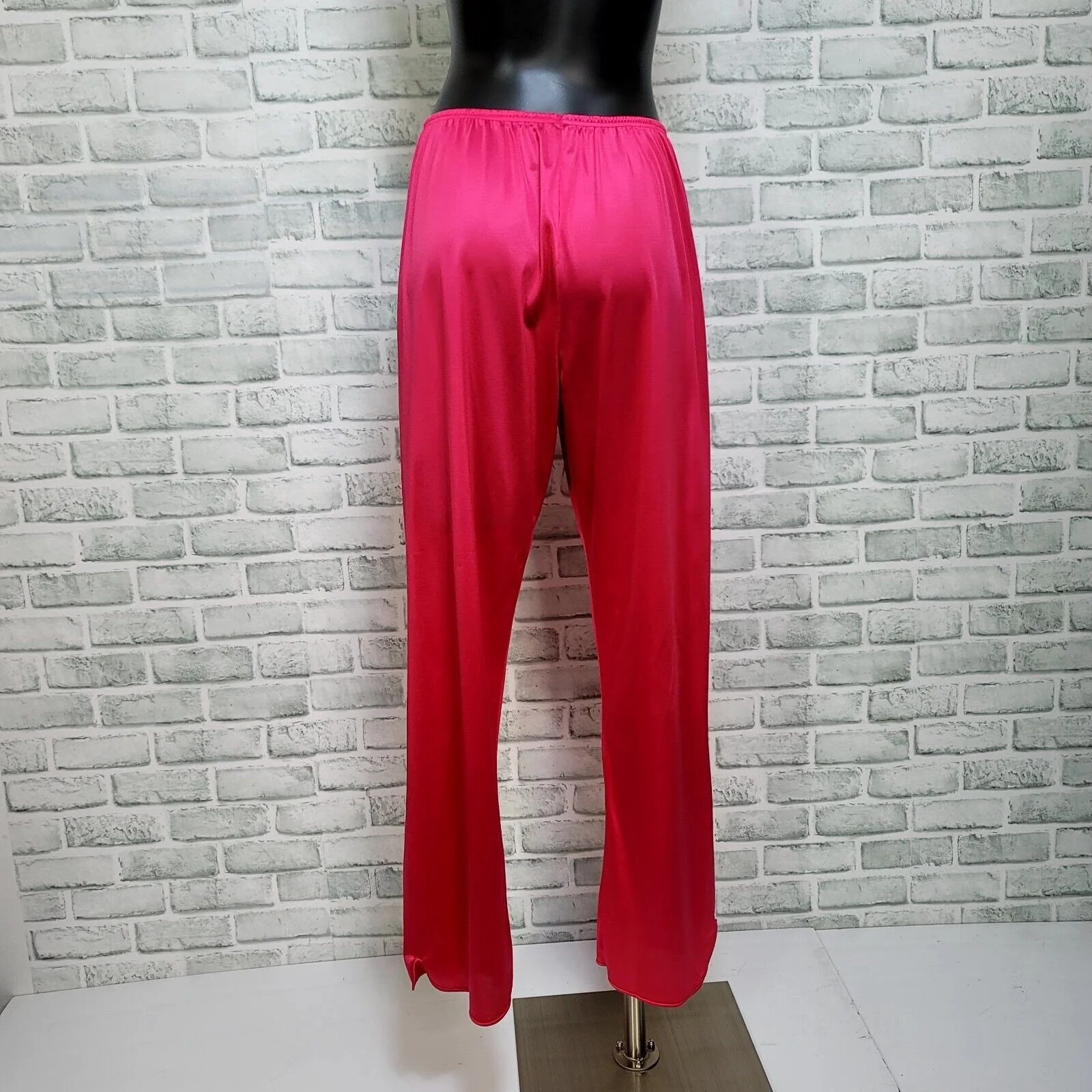 70s Antron Iii Nylon Sleepwear 2pc Pajama Set By Vanity Fair - Image 7