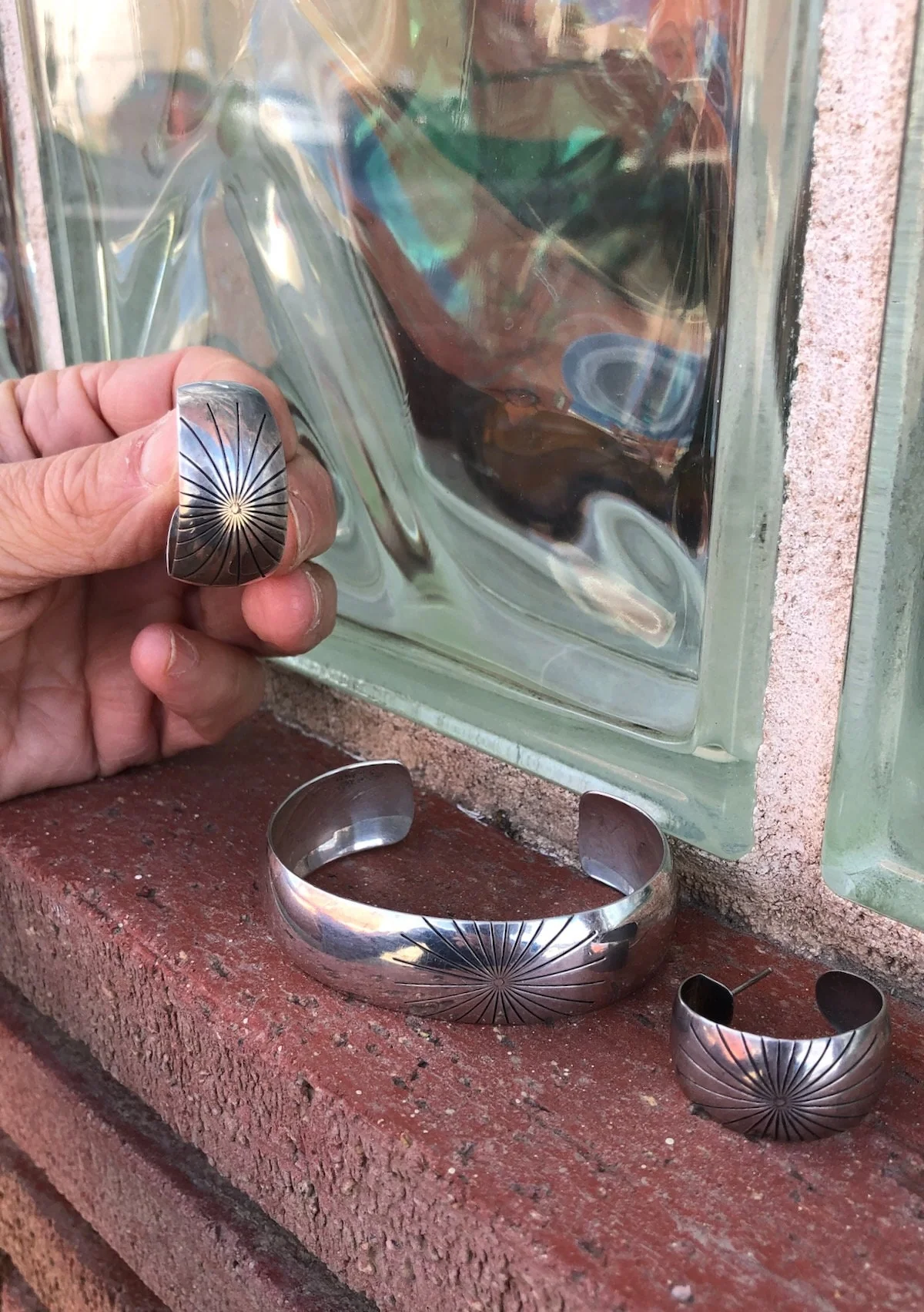 Vintage 70s Silver Cuff Bracelet Hoop Earrings Set Starburst 2 Pc - Image 5