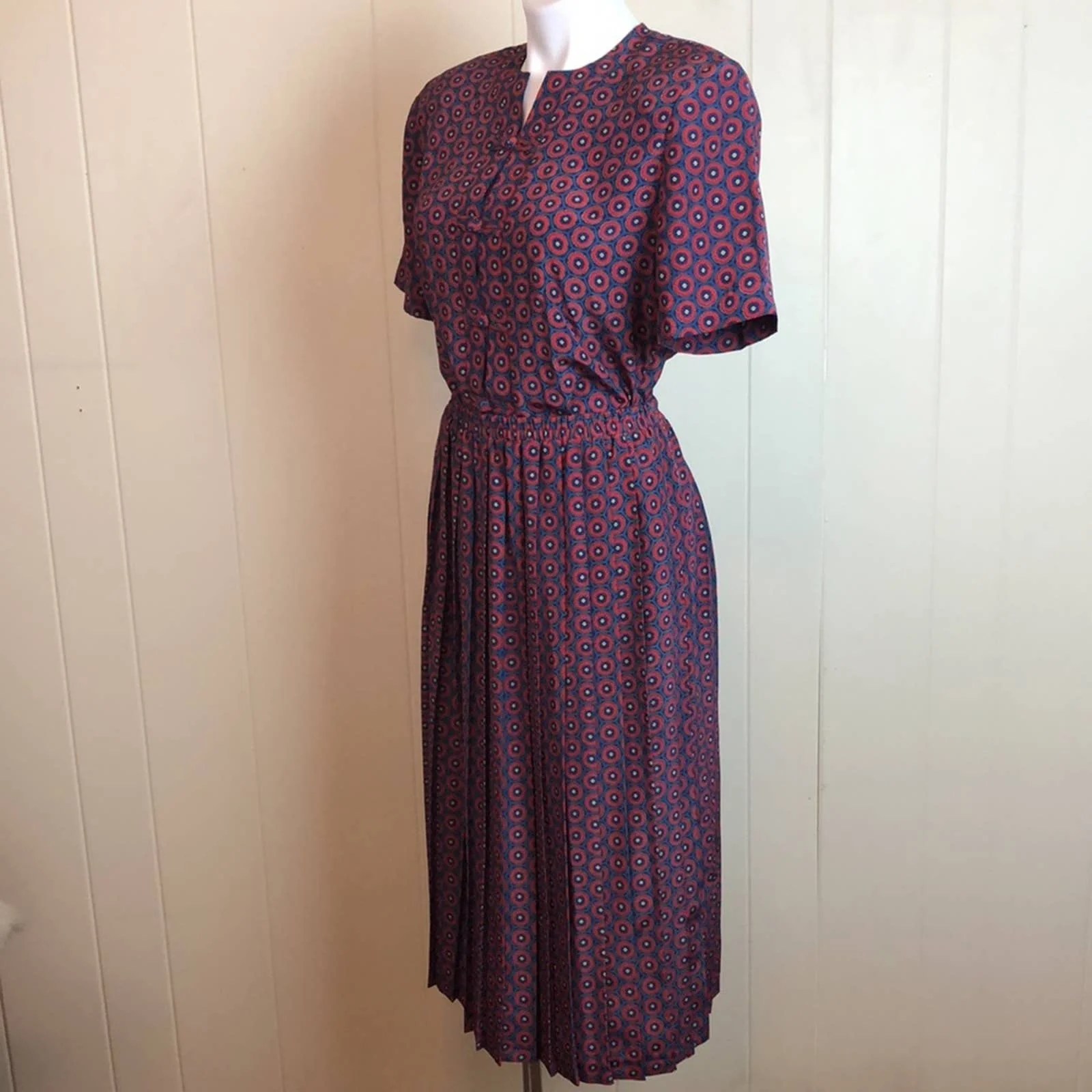 Vintage 80s 90s 2pc Graphic Boho Top and Skirt by Leslie Fay - Image 4