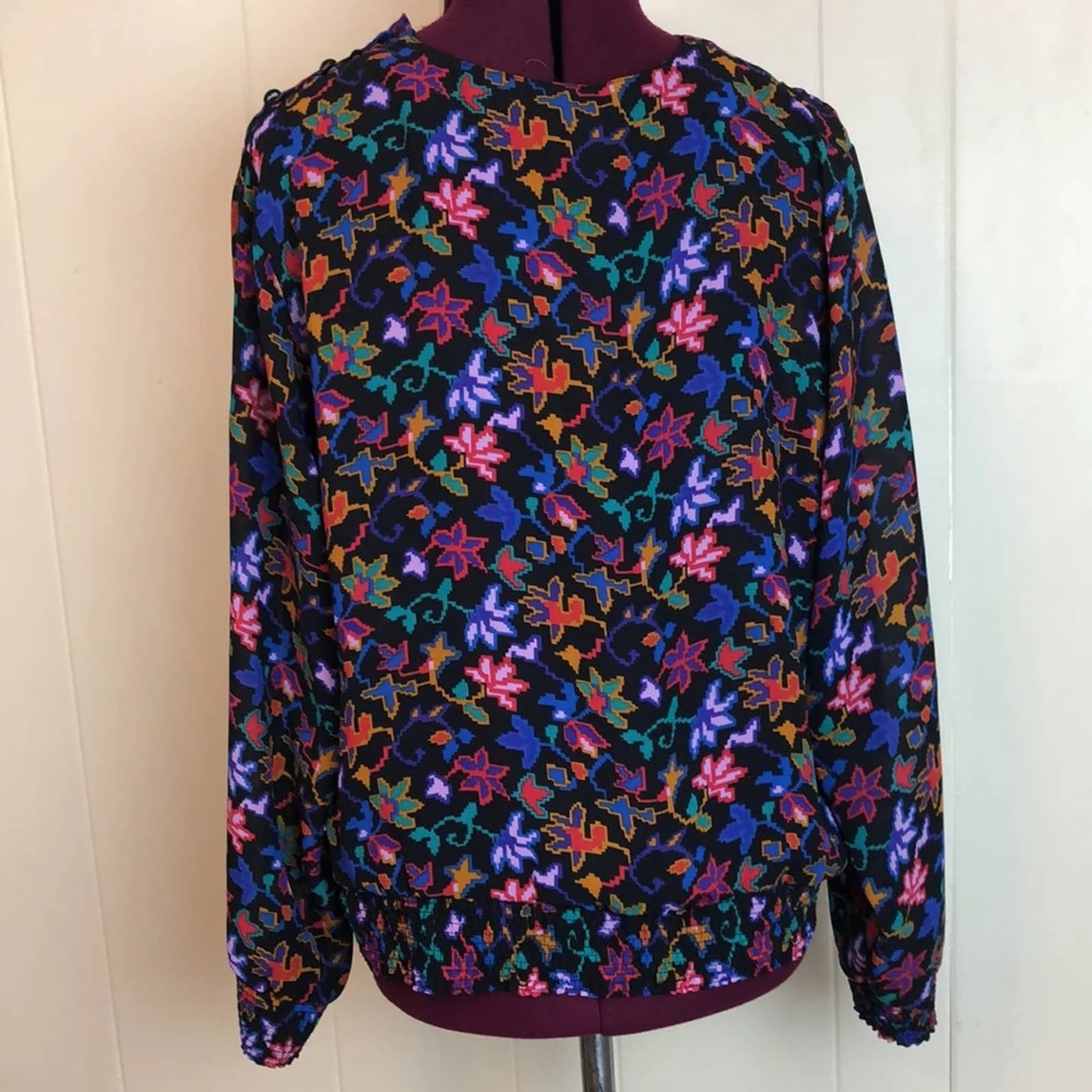 Vintage 80s 90s Abstract Novelty Pixelated Video Game Floral Top 16 Unique by Kathy Comelli - Image 5