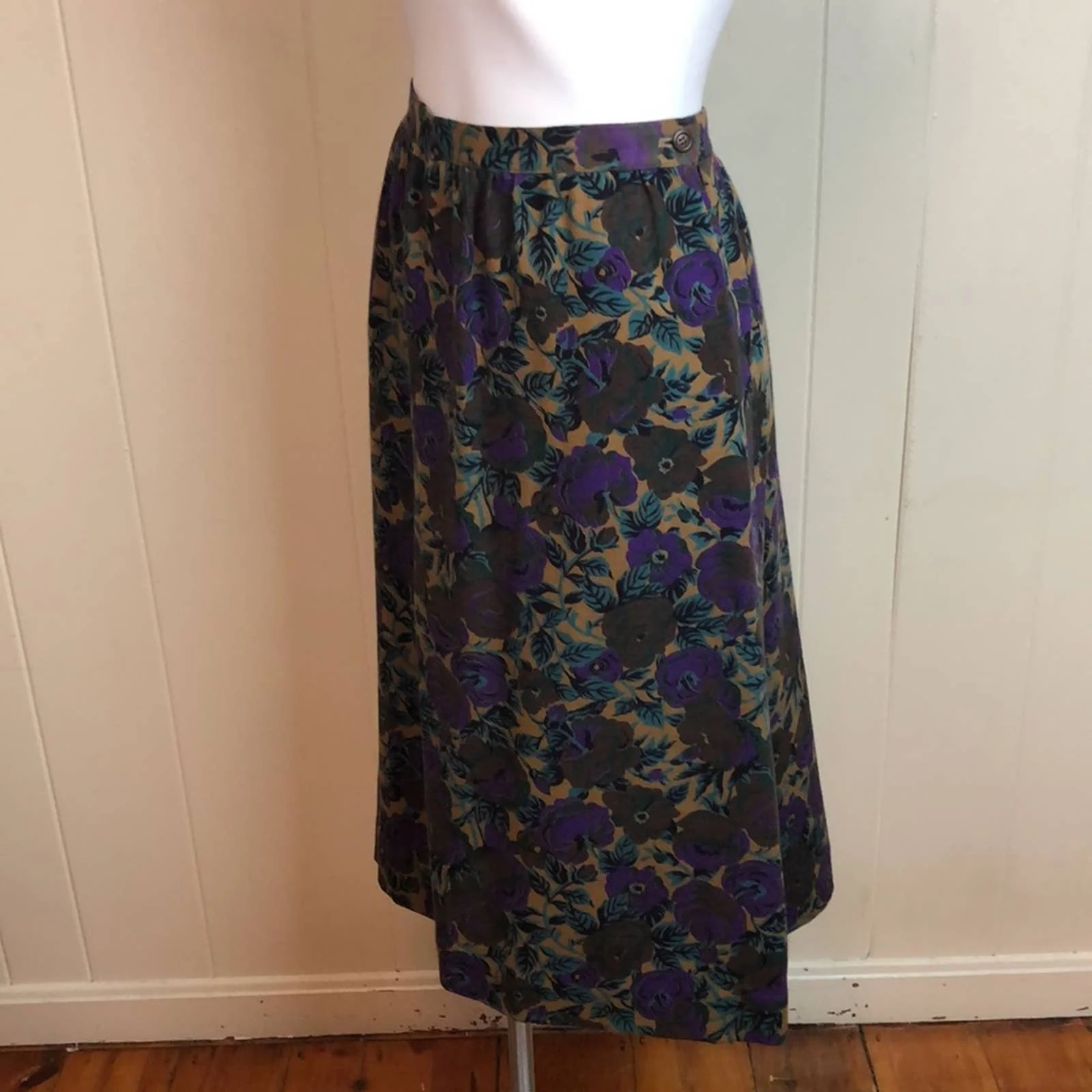 Vintage 80s 90s Graphic Fall Floral Wool Skirt by Megalia - Image 2