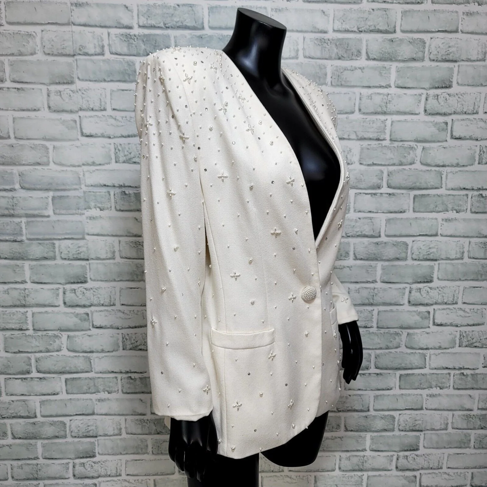 80s/90s Cream Beaded Rhinestone Blazer By Nolan Miller - Image 6