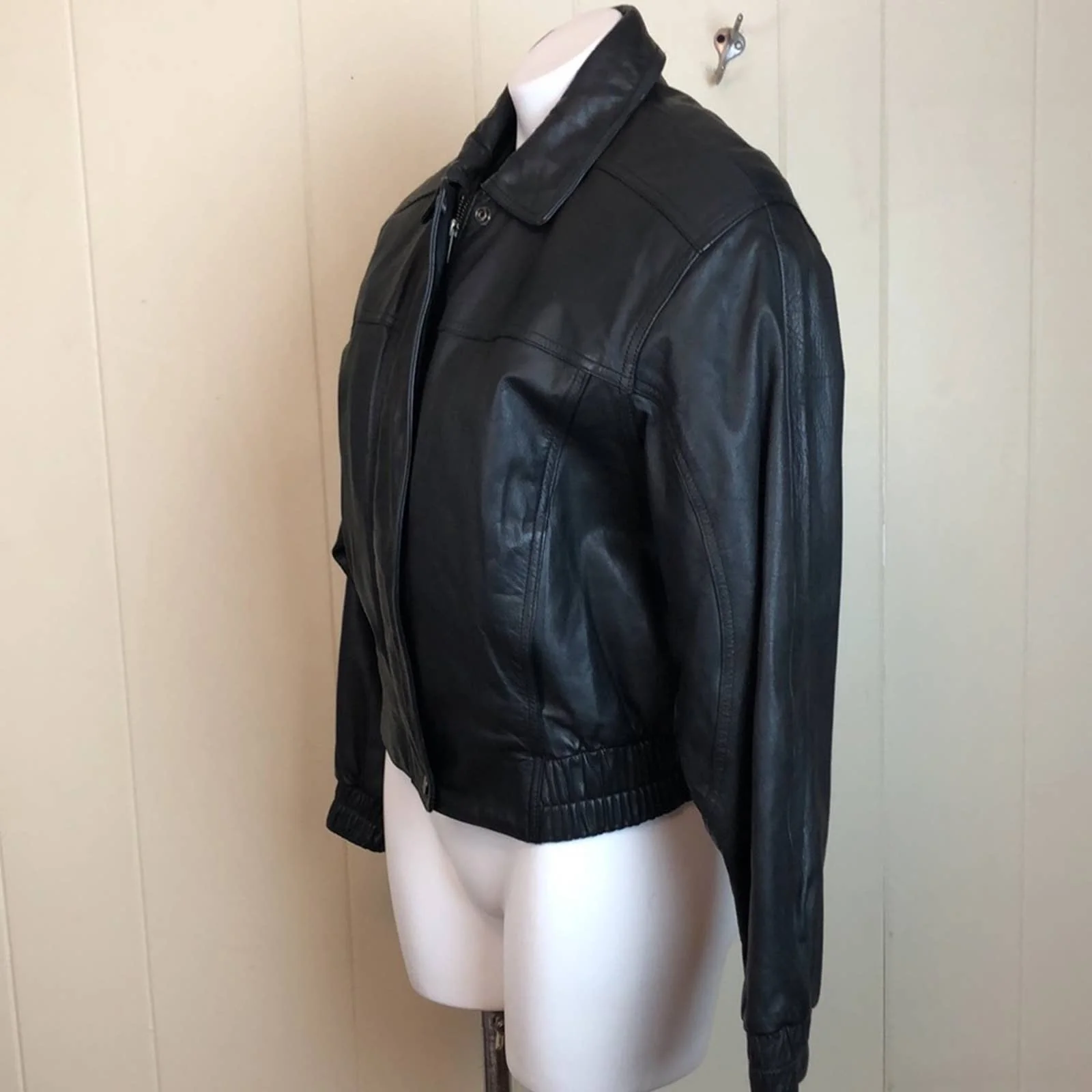 Vintage 80s 90s Wilson’s Black Leather Jacket Thermal Insulation Moto by Wilsons Leather - Image 3