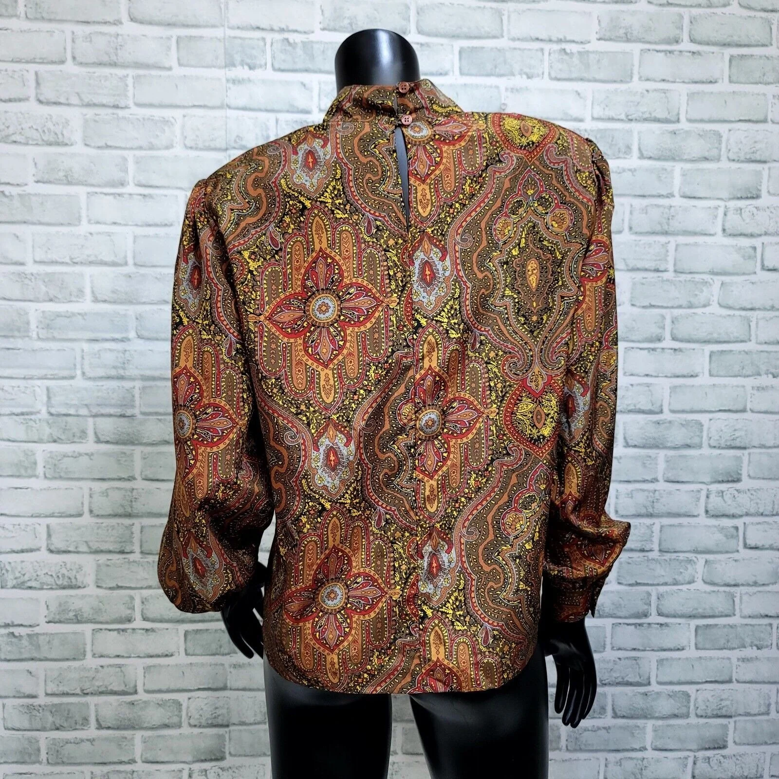 80s/90s Mock Neck Paisley Satin Poly L/s Blouse By Notations - Image 5