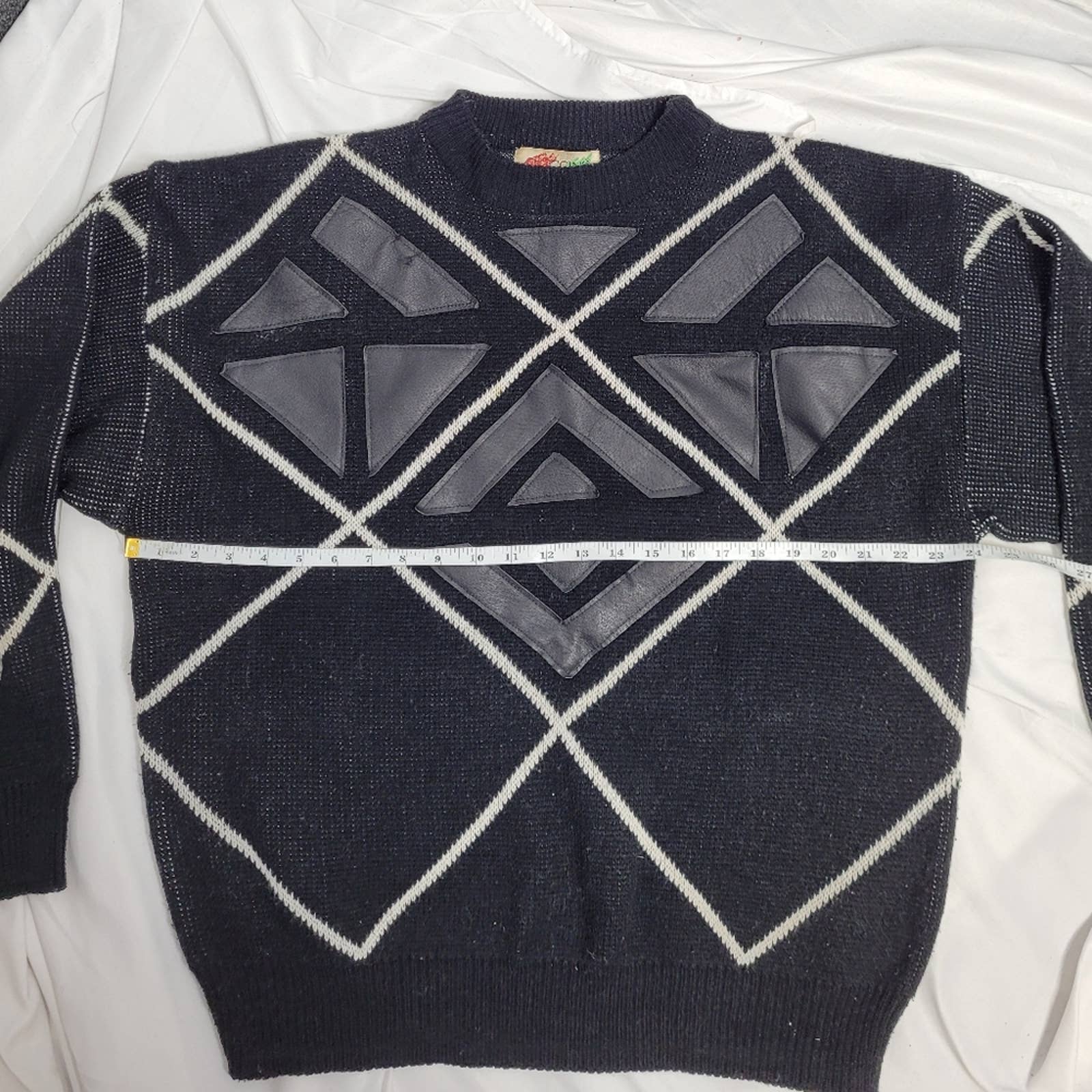 Vintage 80s Black Geometric Sweater Leather Patch Oversized Unisex L by Cuccini - Image 7
