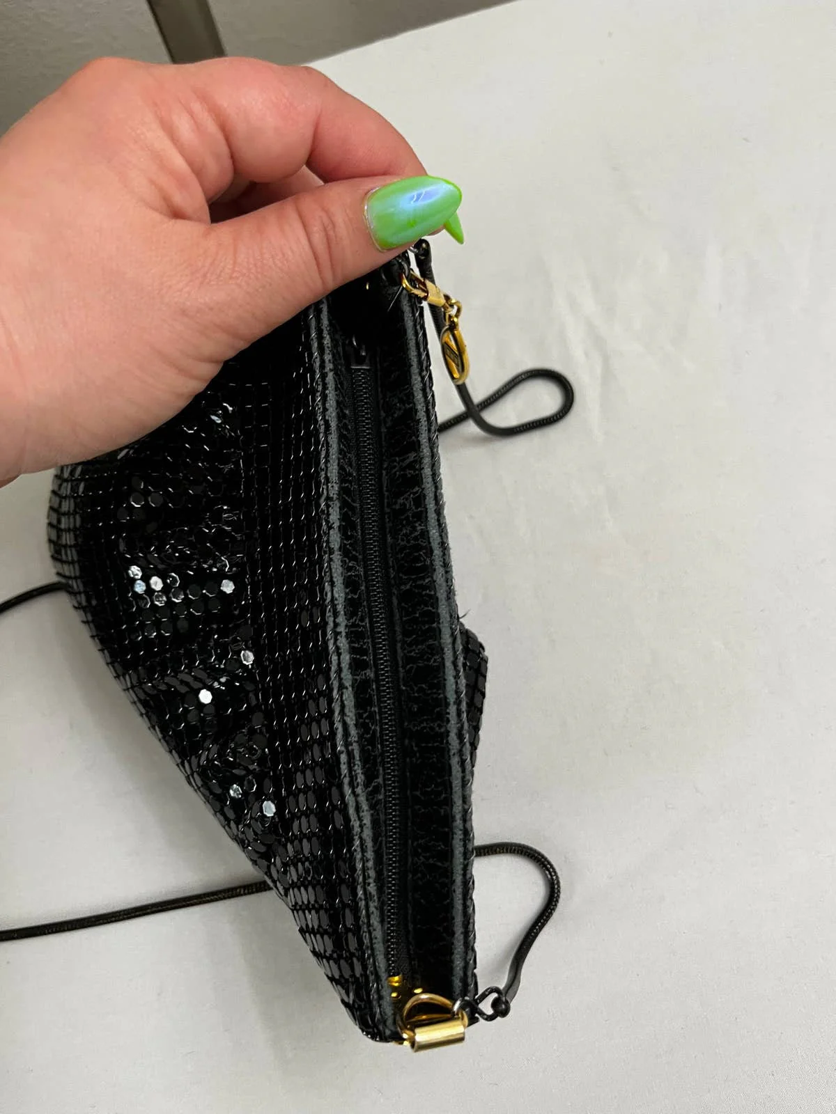 Vintage 80s Black Sequin Metal Mesh Gold Accents Evening Bag Purse - Image 5