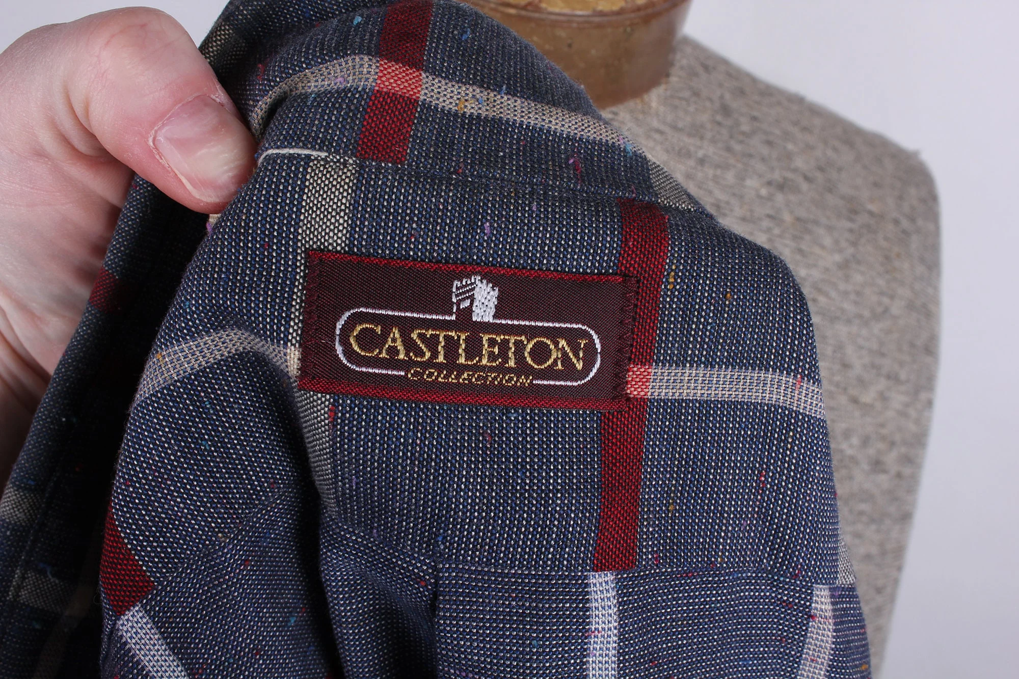 Vintage 80s Castleton Studio Brand Brand Gray Black Red Plaid Preppy Men's Button Down Shirt by Castleton Studio - Image 2