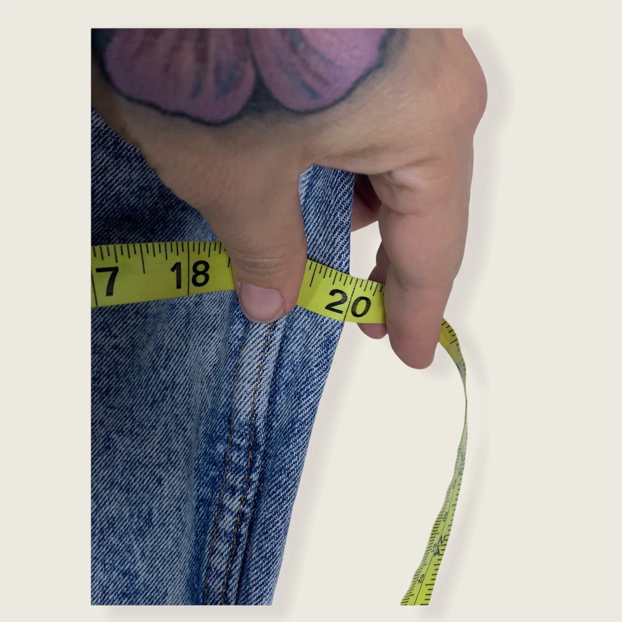 Vintage 80s Chic Blue Acid Wash High Rise Mom Jeans 12 - Image 9